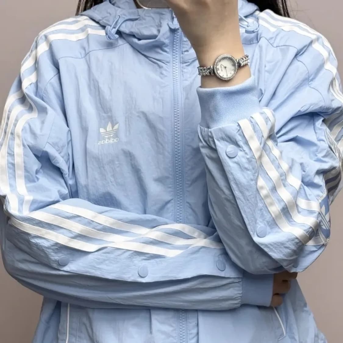 아디다스 시나모롤 윈드브레이크 바람막이 후드 핀터깔 스카이블루 상품이미지9