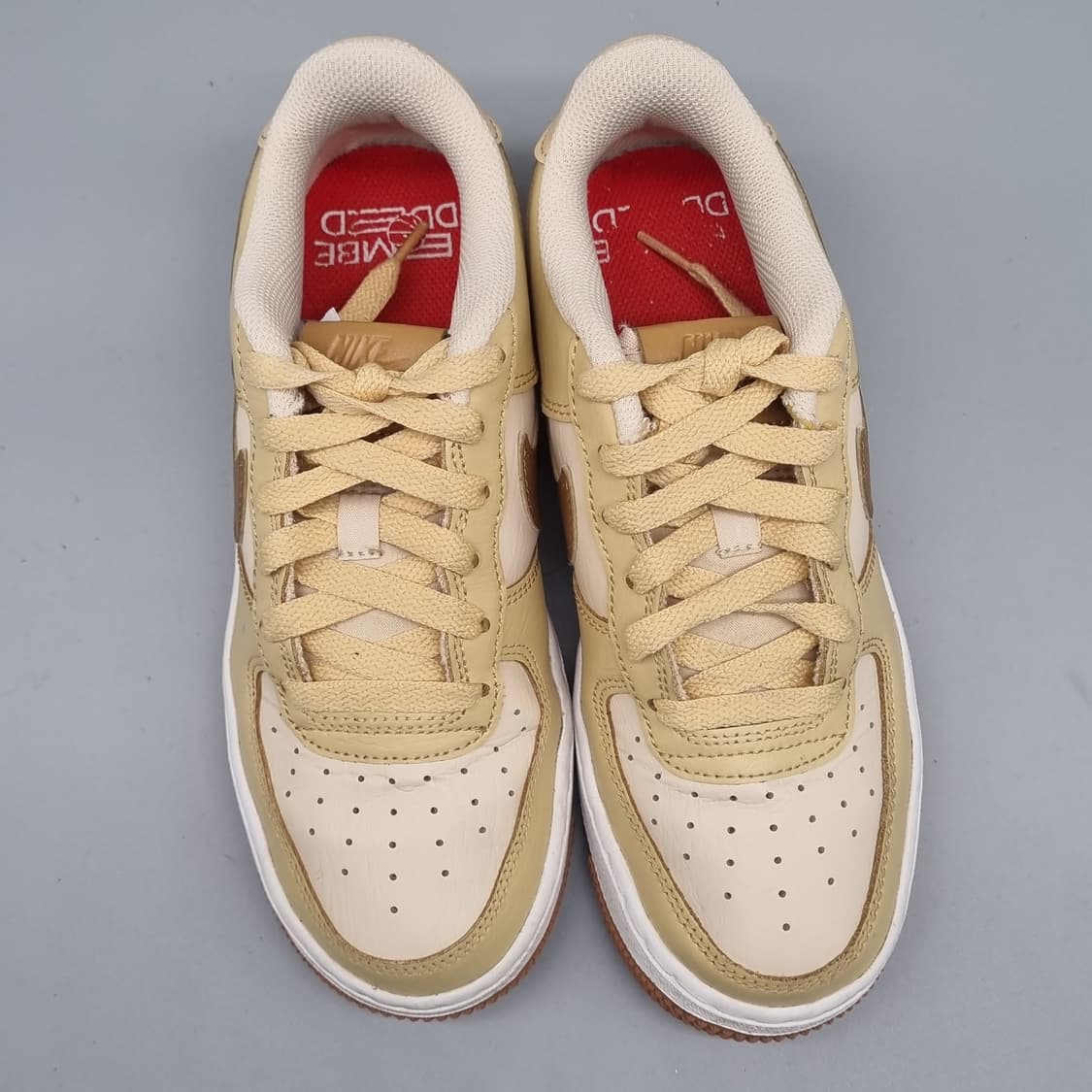 나이키 에어포스1 에일브라운 운동화225 상품이미지2