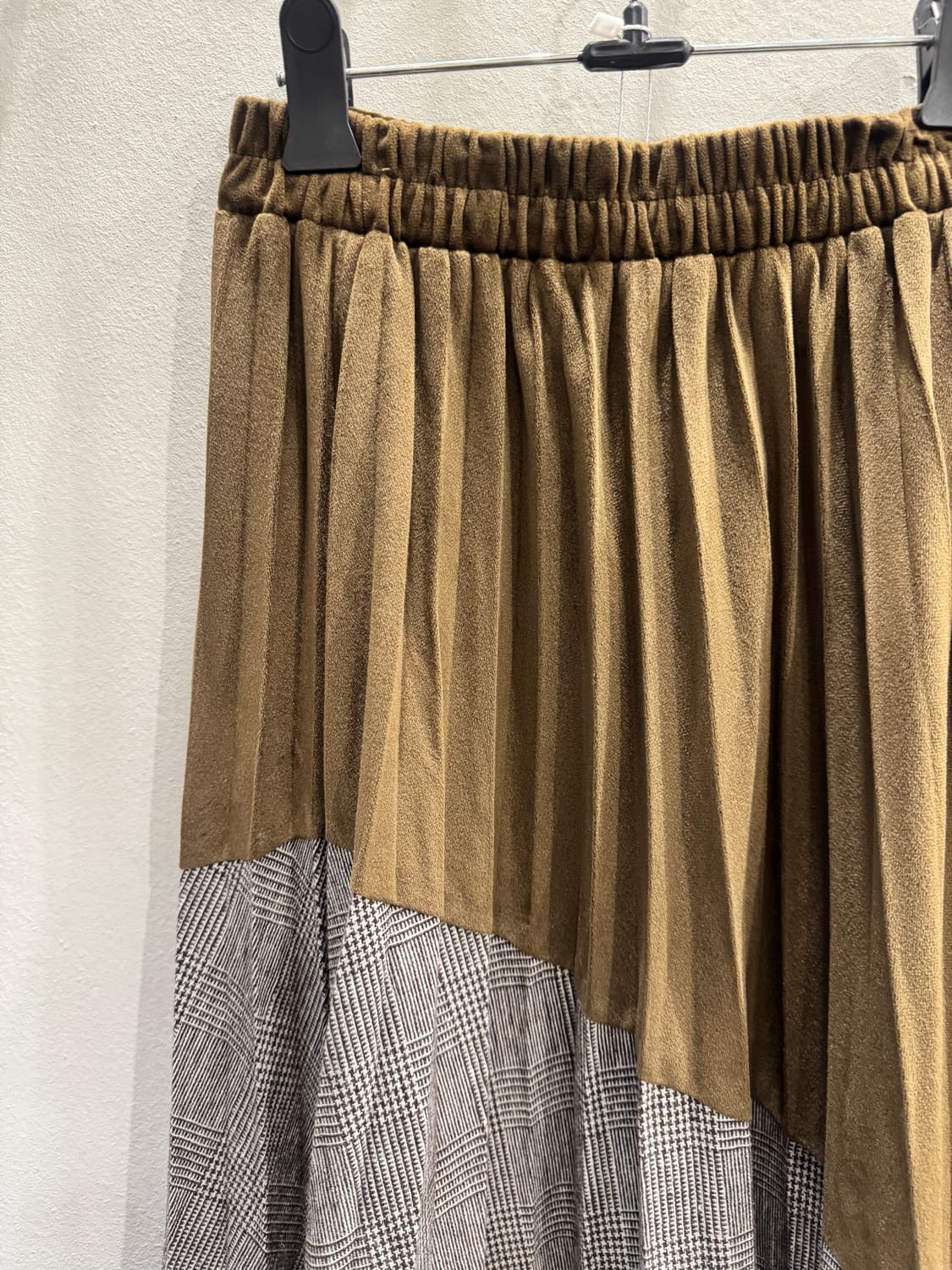 vintage 벨벳배색 플리츠 롱스커트 상품이미지2