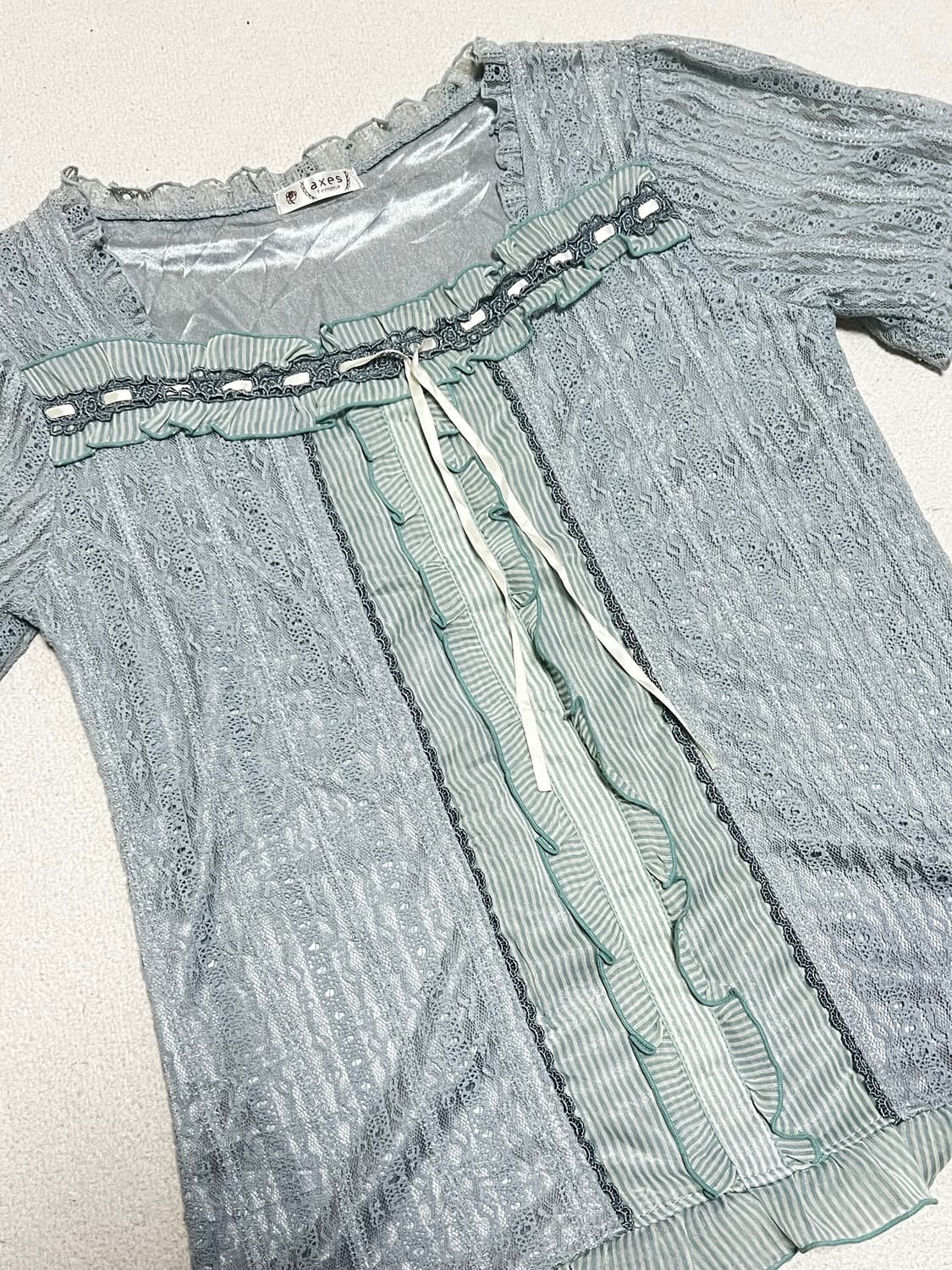 엑시즈팜 블루 레이스 블라우스  상품이미지1