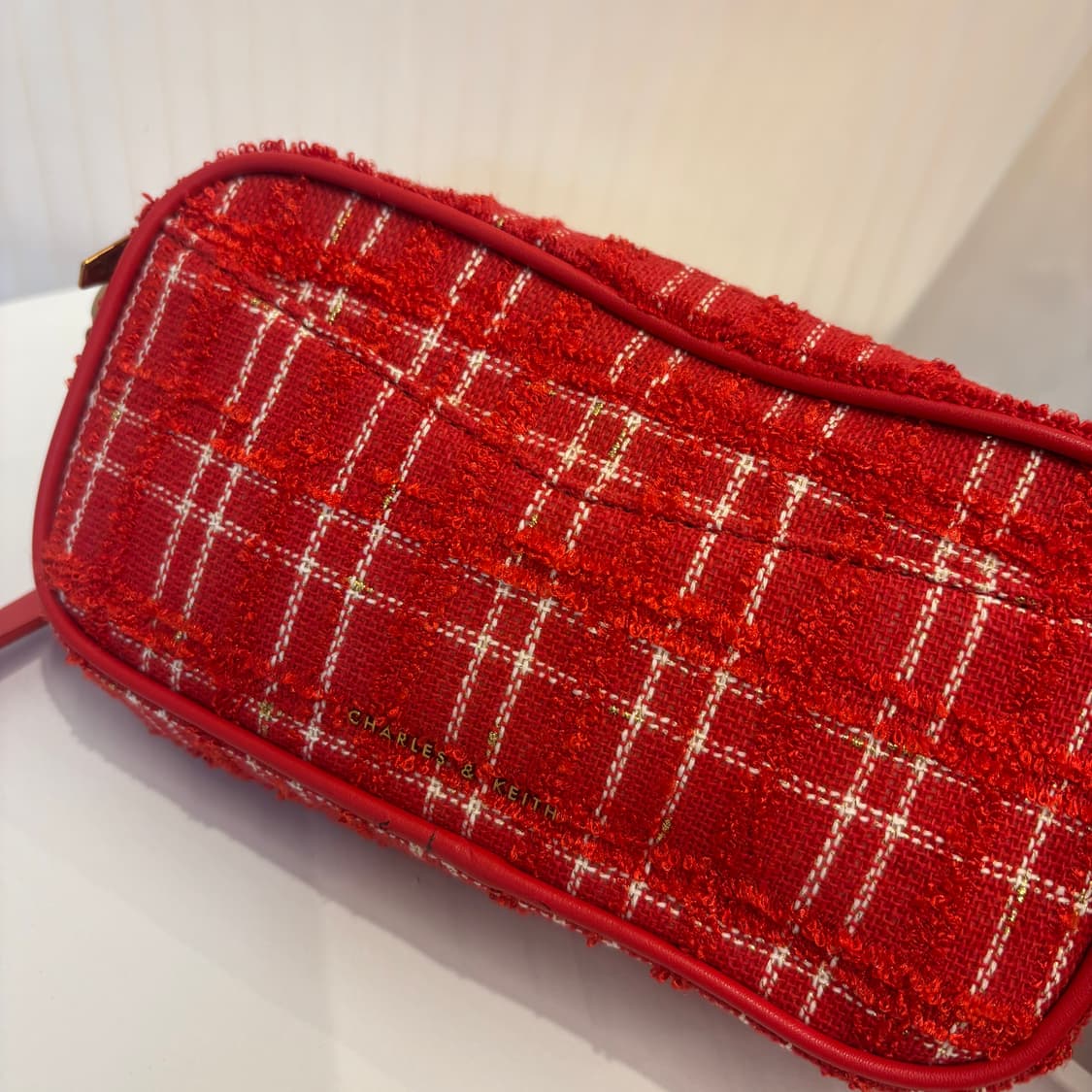 정품 찰스앤키스 트위드 크로스백     상품이미지6