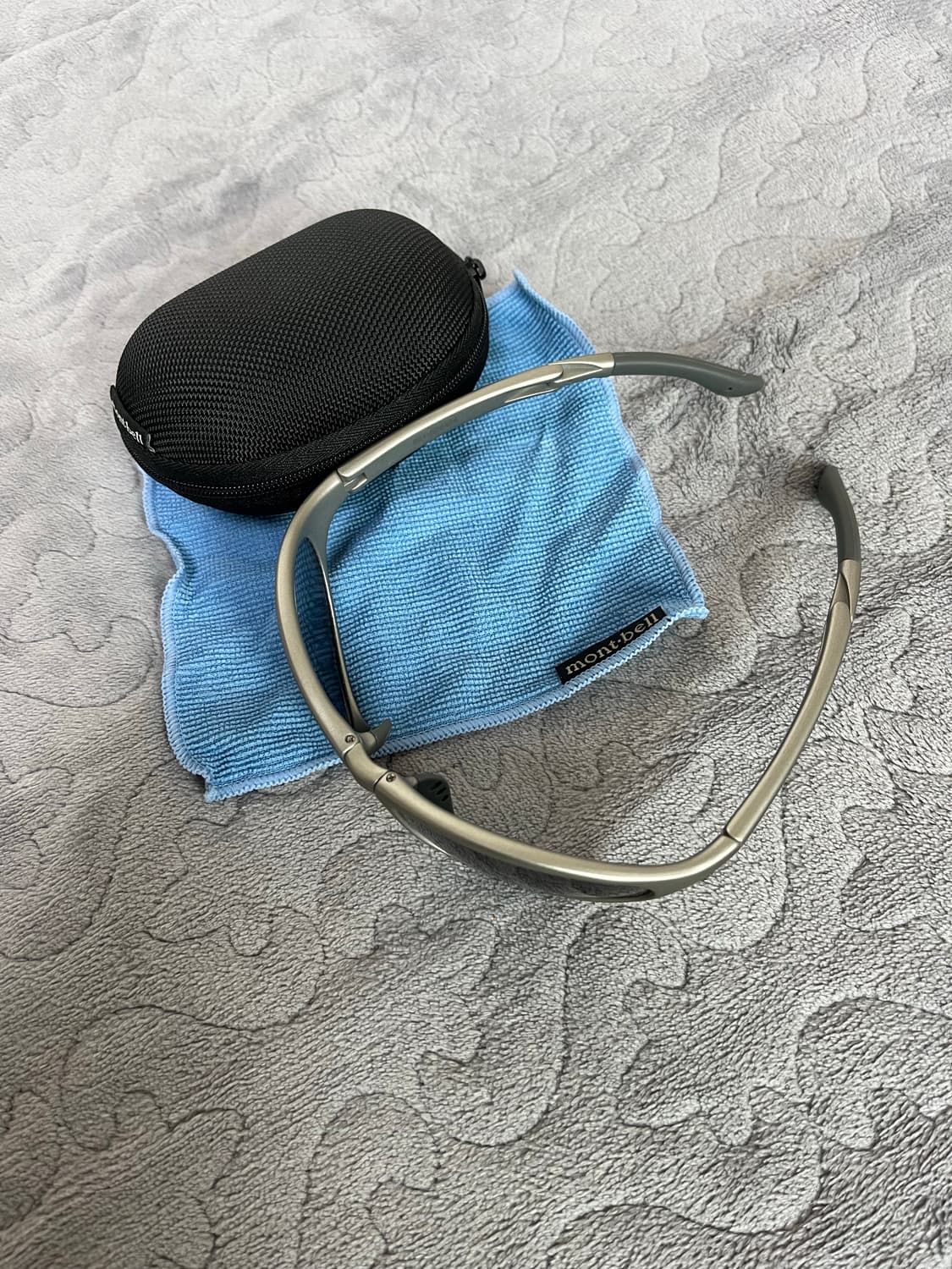 몽벨 편광 트래킹 선글라스 실버 접이식 폴더블 제니 안경 썬글라스 상품이미지4