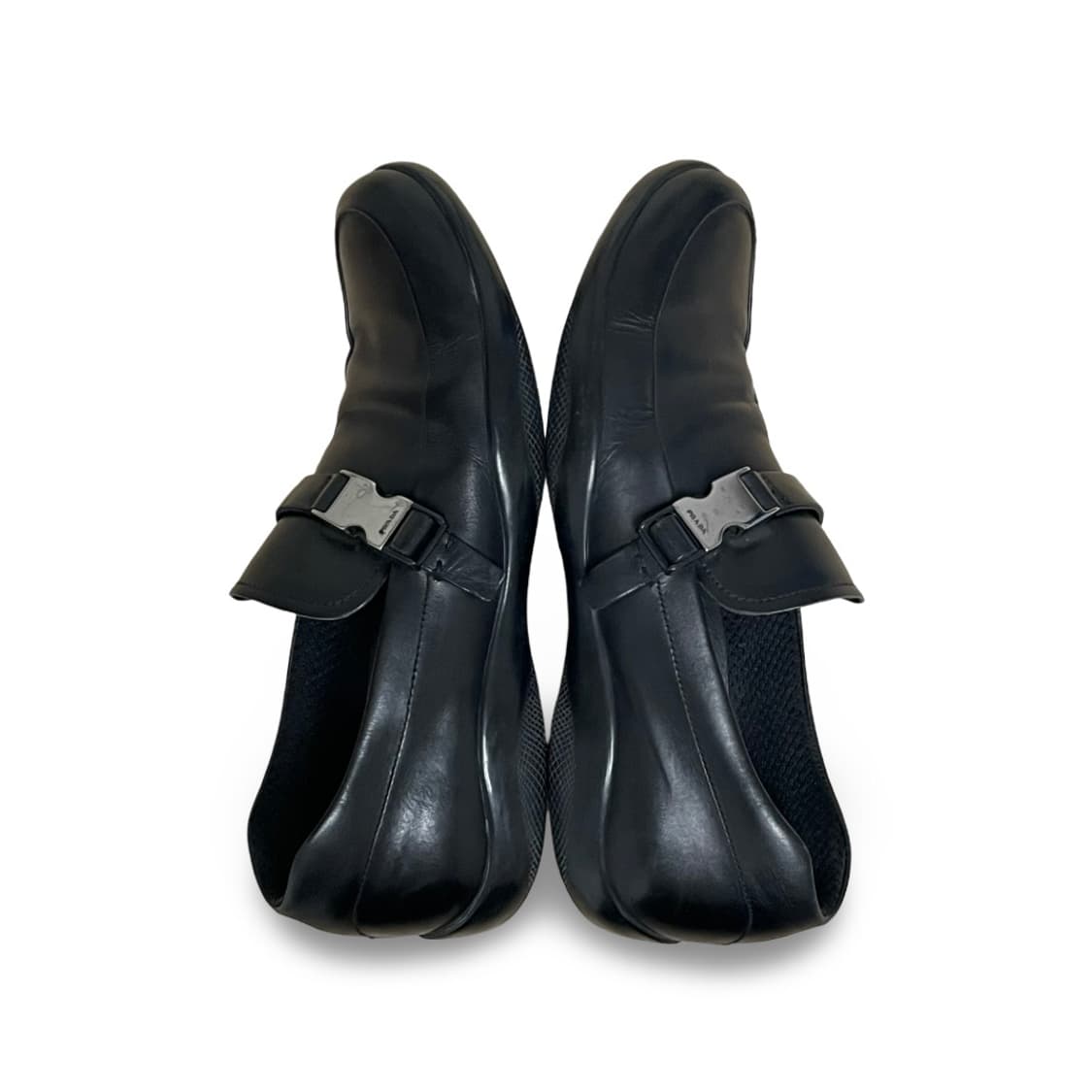 프라다 스포츠 레더 버클 로퍼 상품이미지4