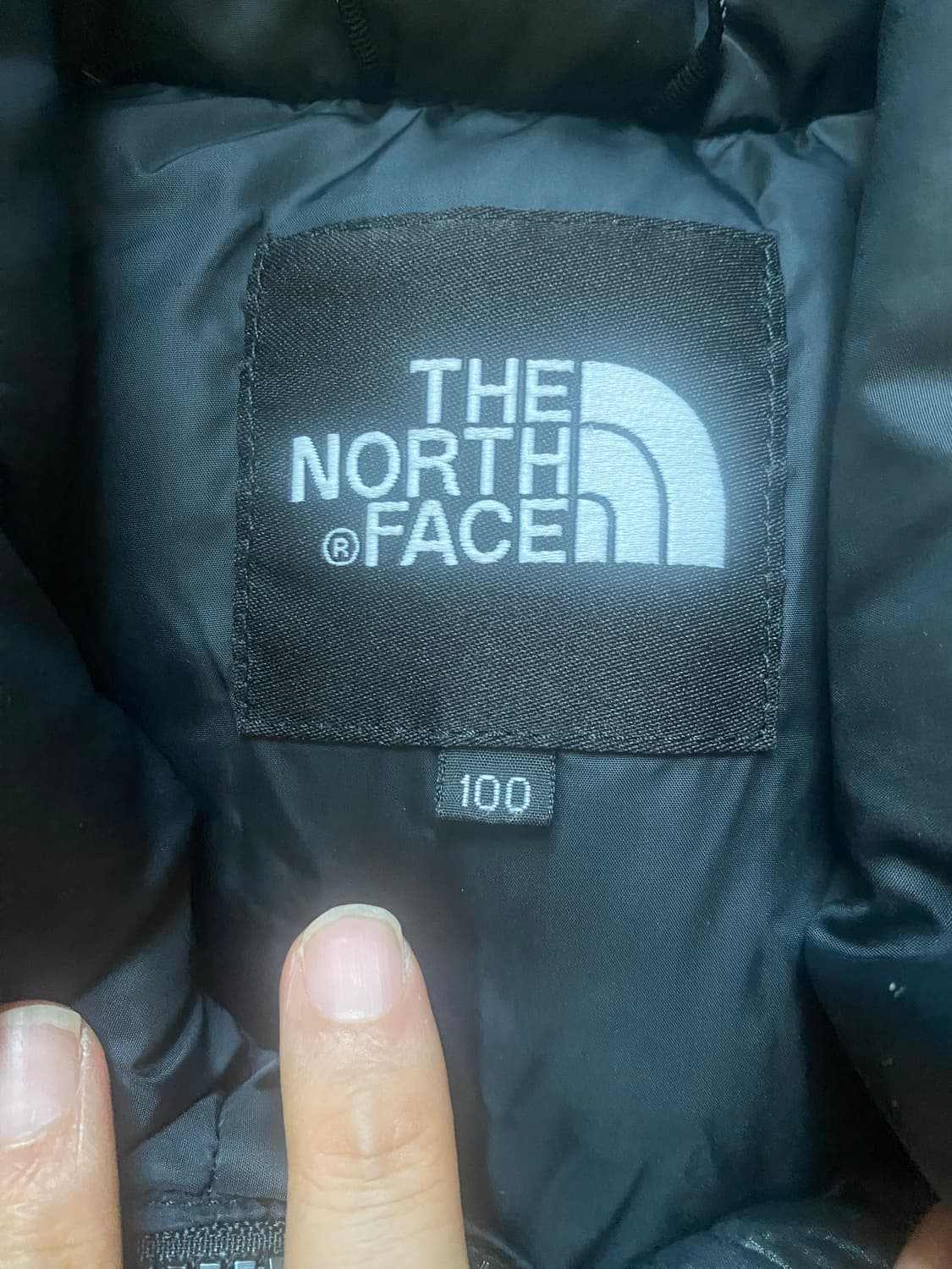 노스페이스패딩 구형 눕시 L 라지 판매합니다. 상태좋음 교환가능 상품이미지2