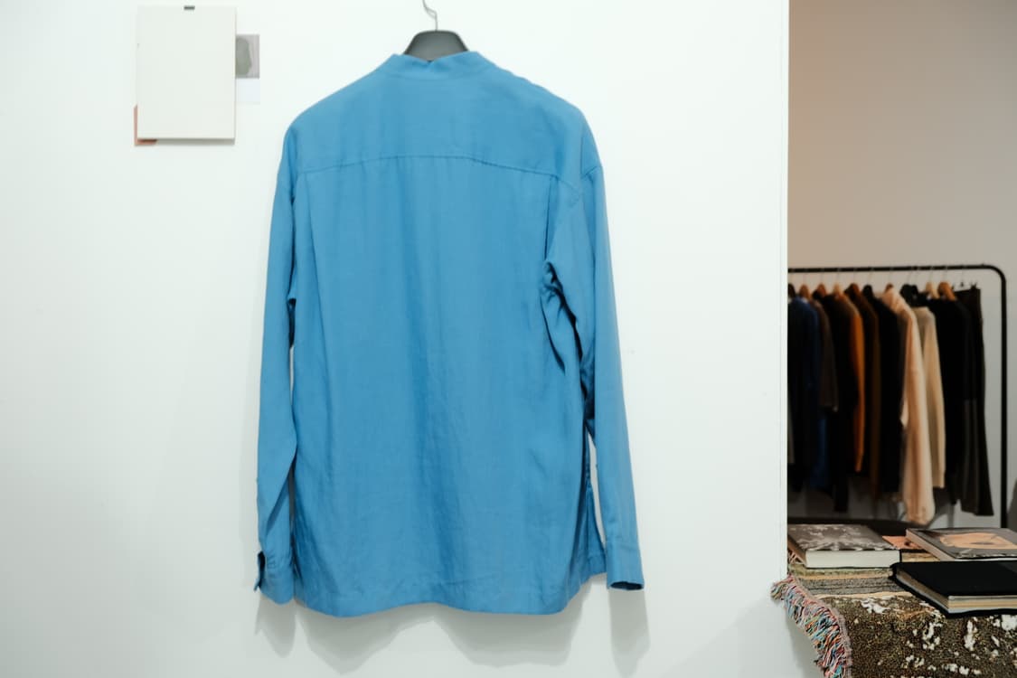 Haider ackermann skyblue linen shirt 상품이미지3