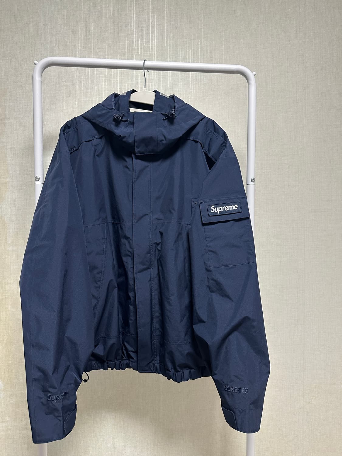 슈프림 고어텍스 자켓 25ss 상품이미지1