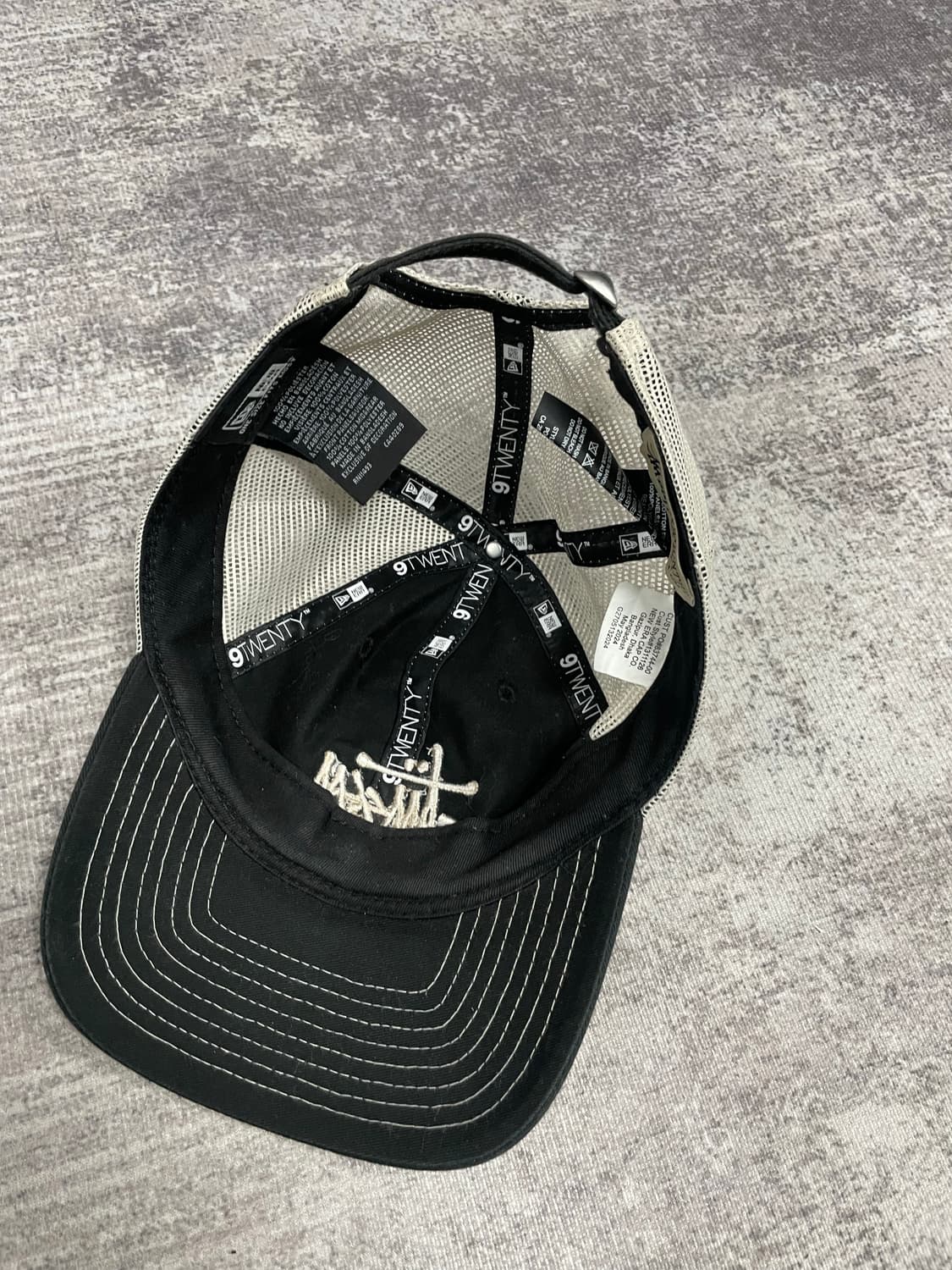 스투시 x 뉴에라 메쉬 트러커 상품이미지6