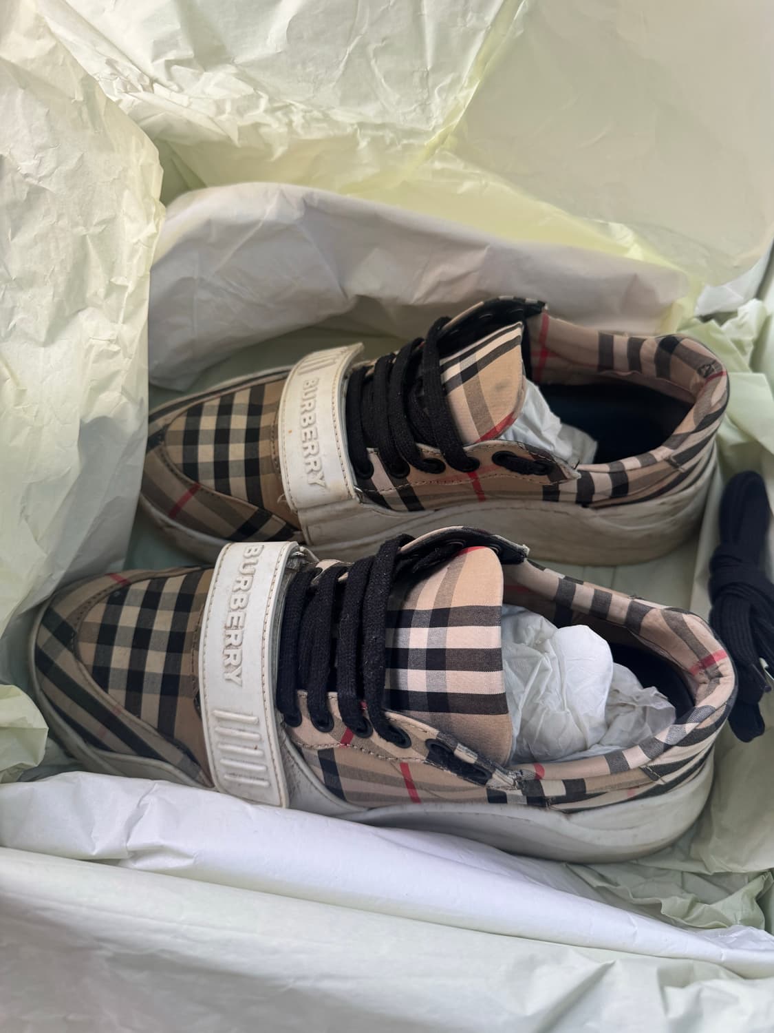 버버리 남성 체크 스니커즈 260 상품이미지2