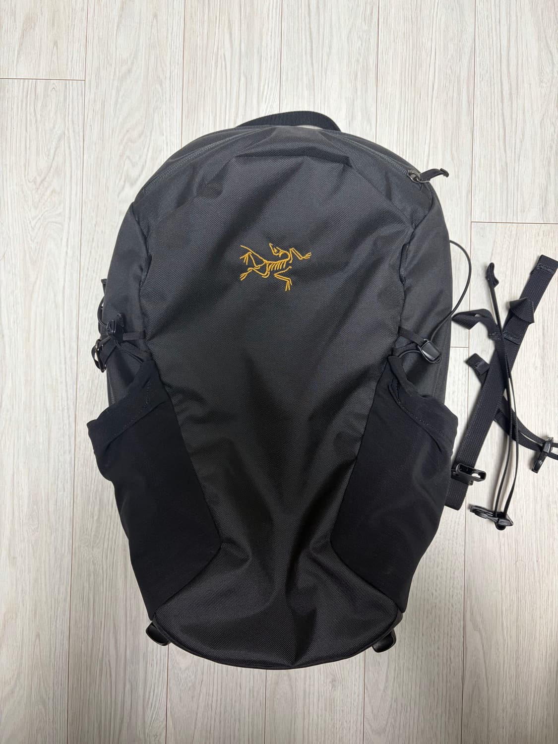 아크테릭스 맨티스 16 백팩 블랙 상품이미지4