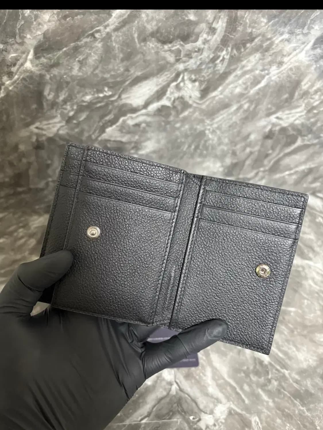 [새상품급/신형] 프라다 트라이앵글 삼각로고 오거나이저 카드지갑 상품이미지3