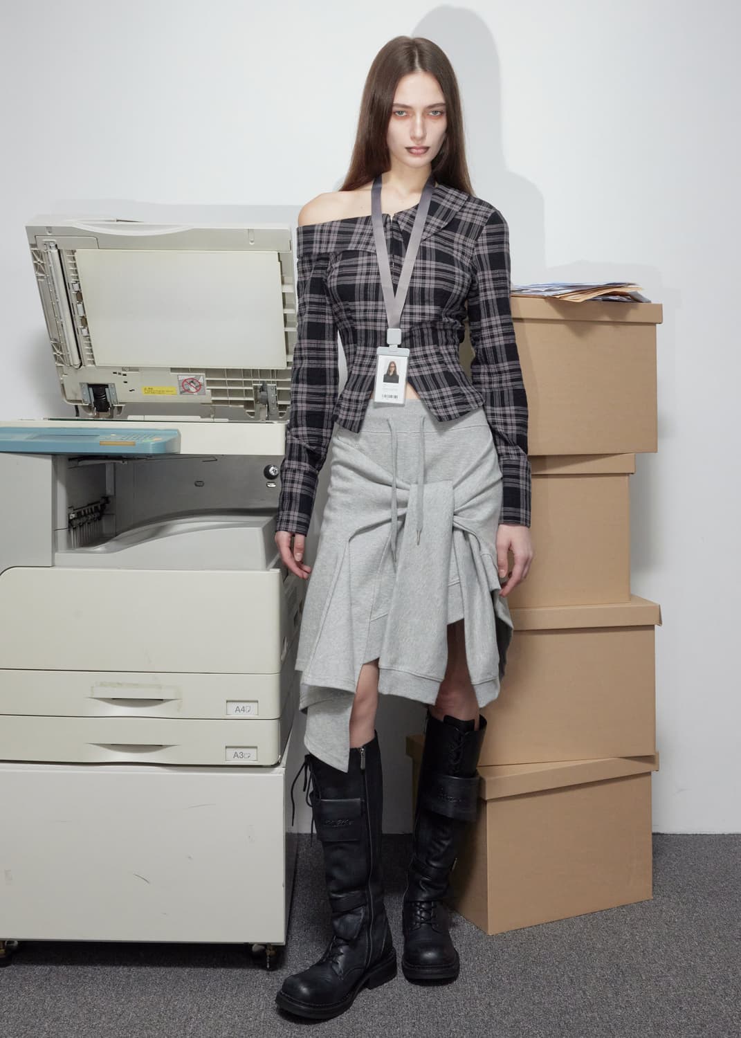 보헤미안서울 ONE SHOULDER SLIM-FIT SHIRT 체크 상품이미지3