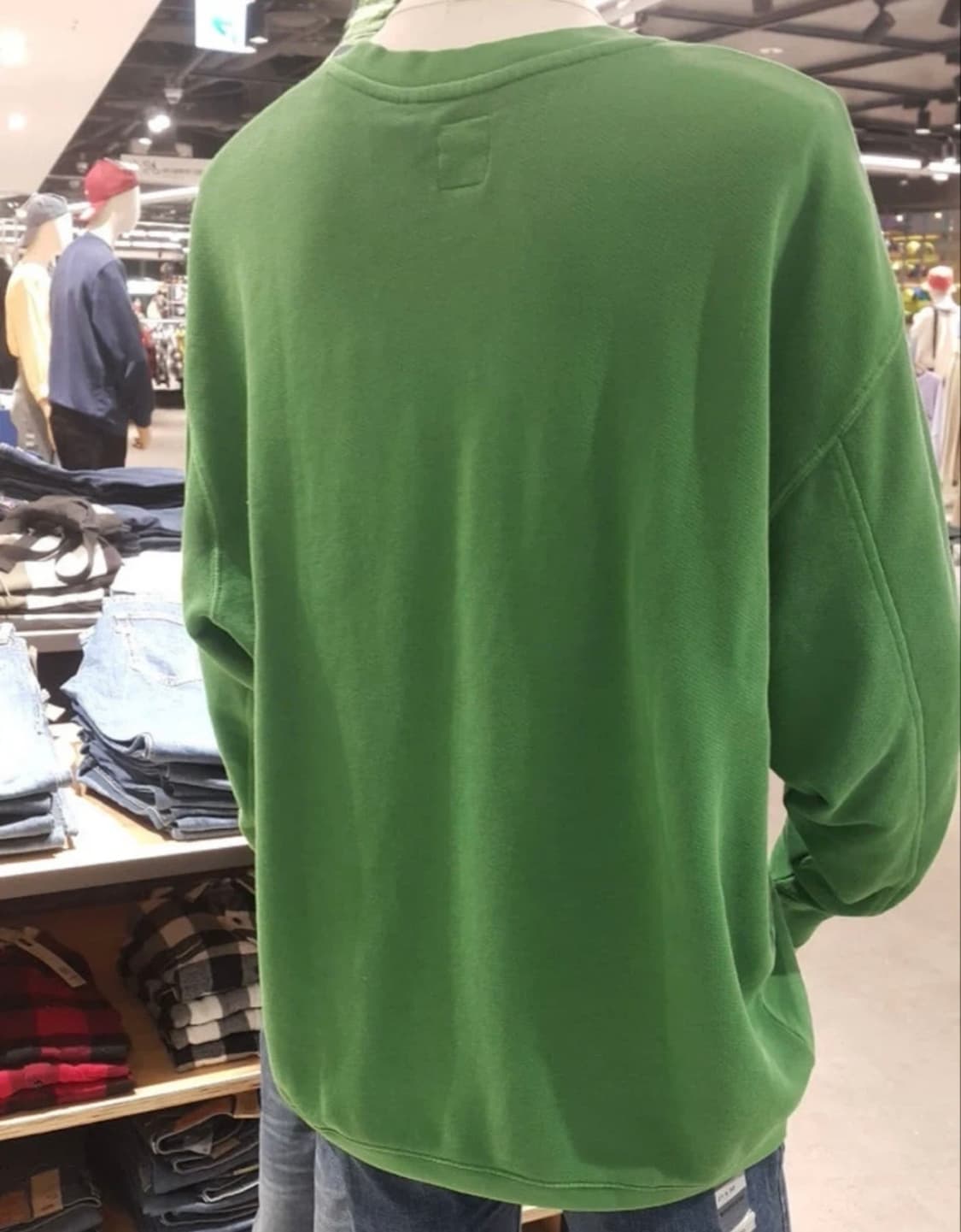 리바이스 X 스누피 맨투맨 XS 오버사이즈 스웨트셔츠 상품이미지4