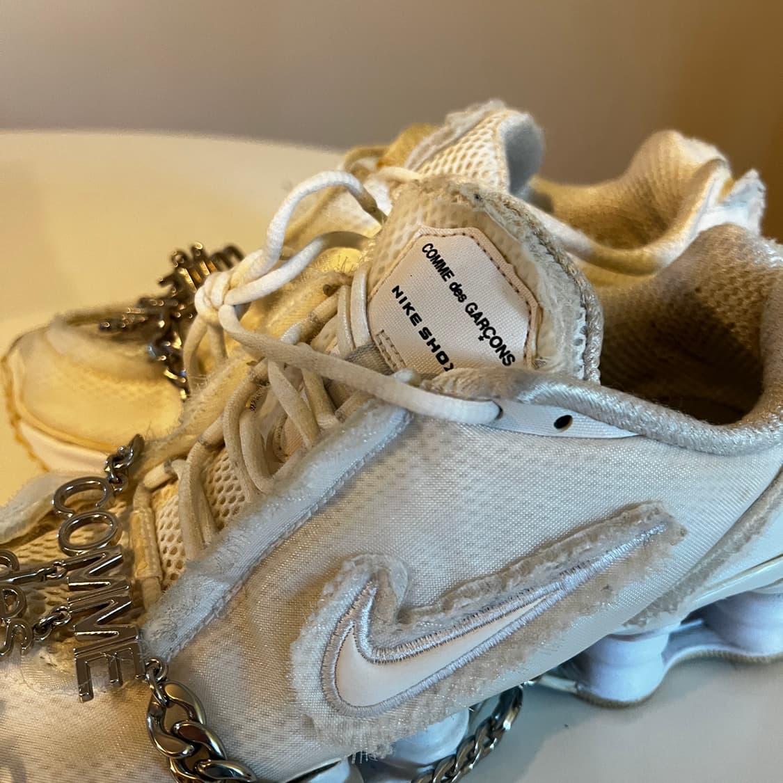 나이키x꼼데가르송 샥스 TL 상품이미지4