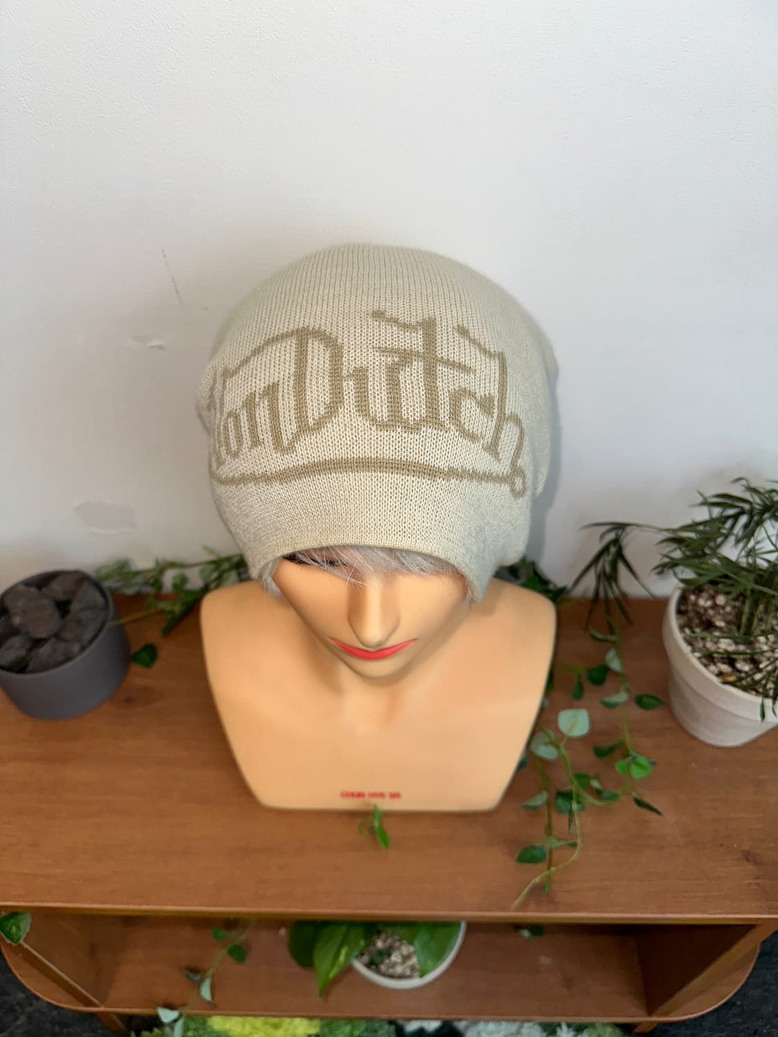Von Dutch ivory loose knit 비니 상품이미지1
