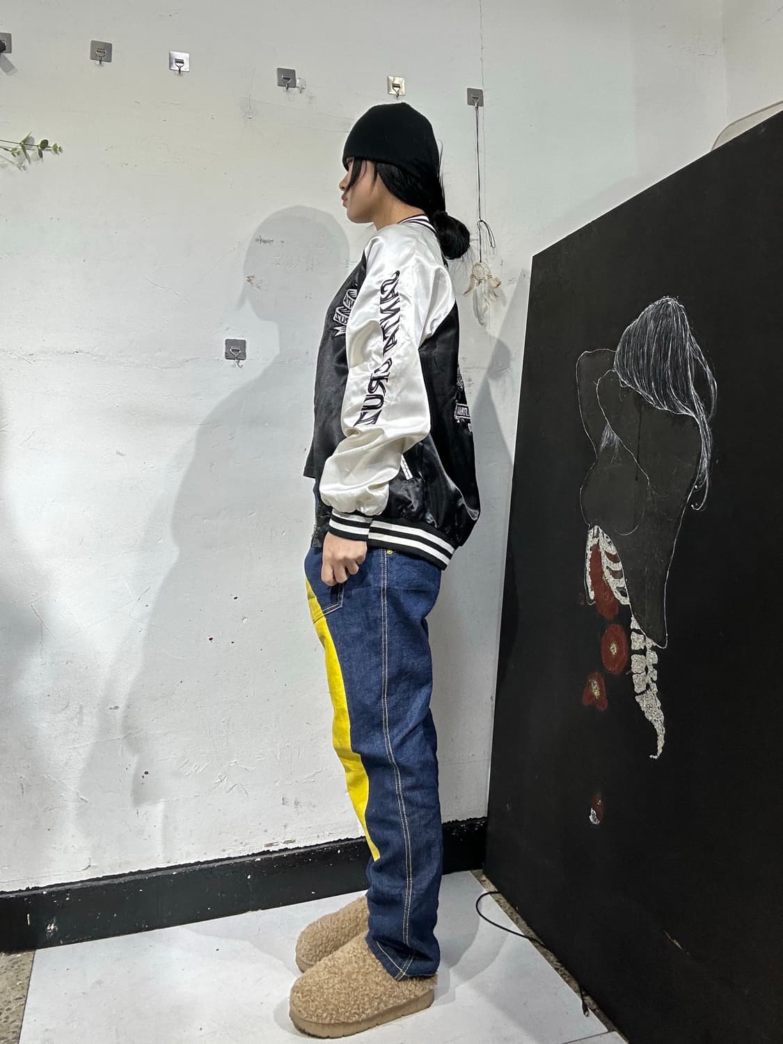 산타크루즈 y2k 손 자수 블랙 스카잔 L  상품이미지5