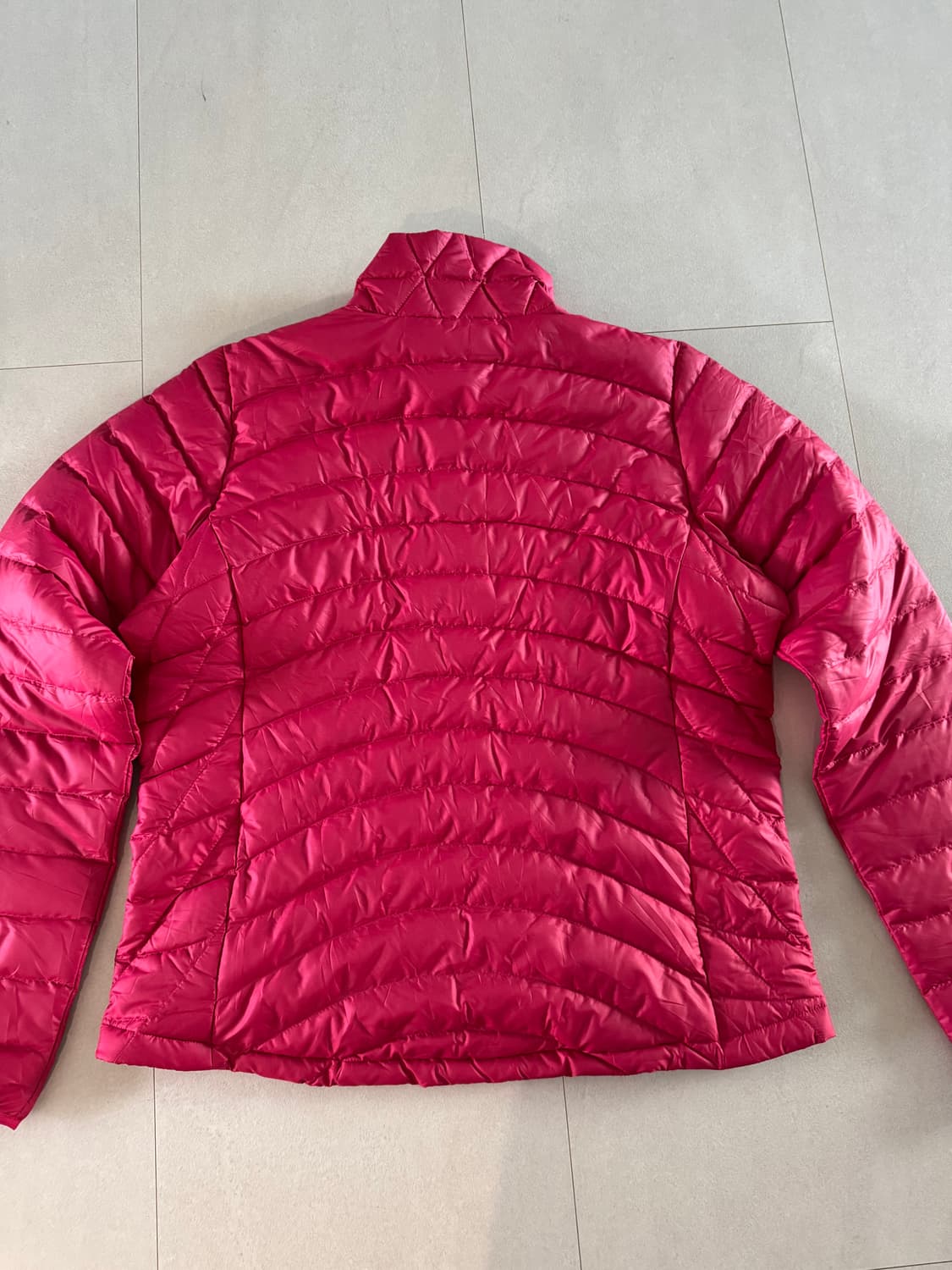 파타고니아 여성패딩 상품이미지2