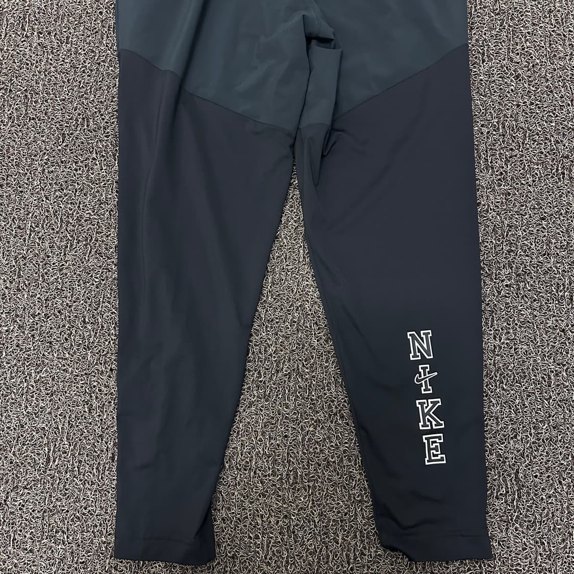 NIKE 나이키 드라이핏 폴리 여성 조거팬츠 블랙 L 상품이미지6