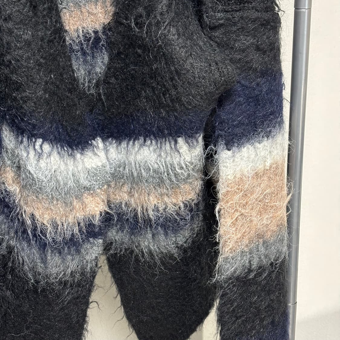 f) perverze 퍼버즈 24fw 모헤어 가디건 상품이미지2