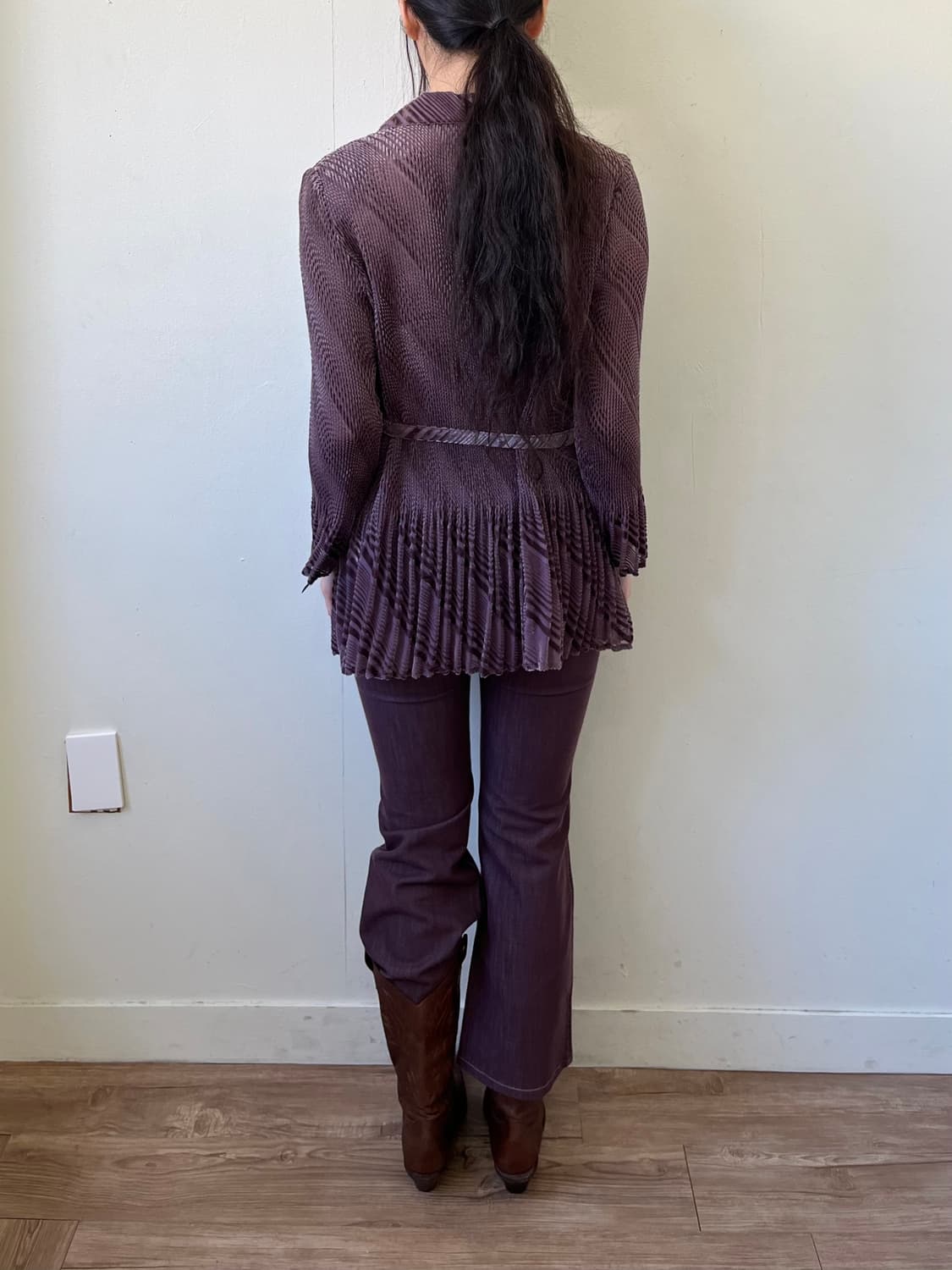 EARTHY MODE 로즈 벨벳 믹스 블라우스 상품이미지10