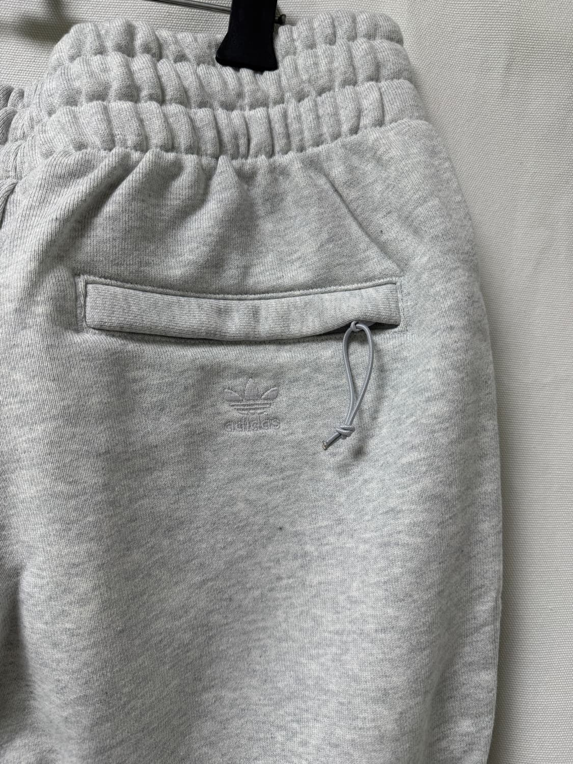 아디다스 퍼렐윌리엄스 휴먼레이스 스웻팬츠 L 상품이미지6