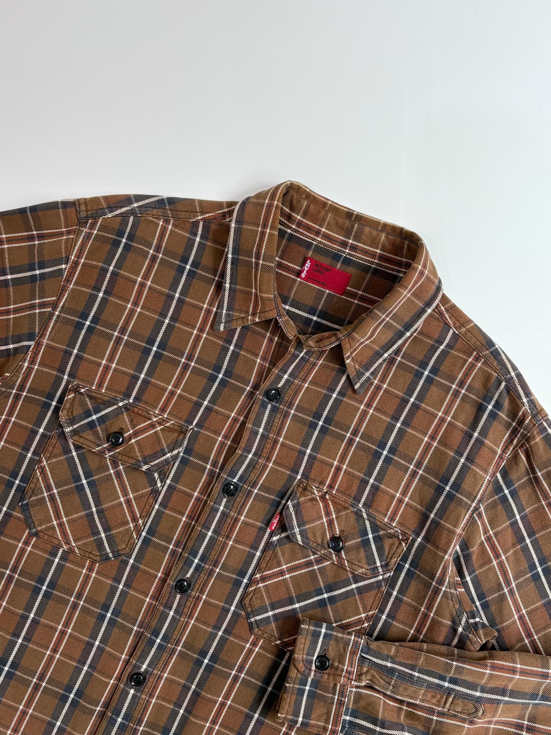Levi's 리바이스 레드탭 투포켓 브라운컬러 체크 셔츠 상품이미지1