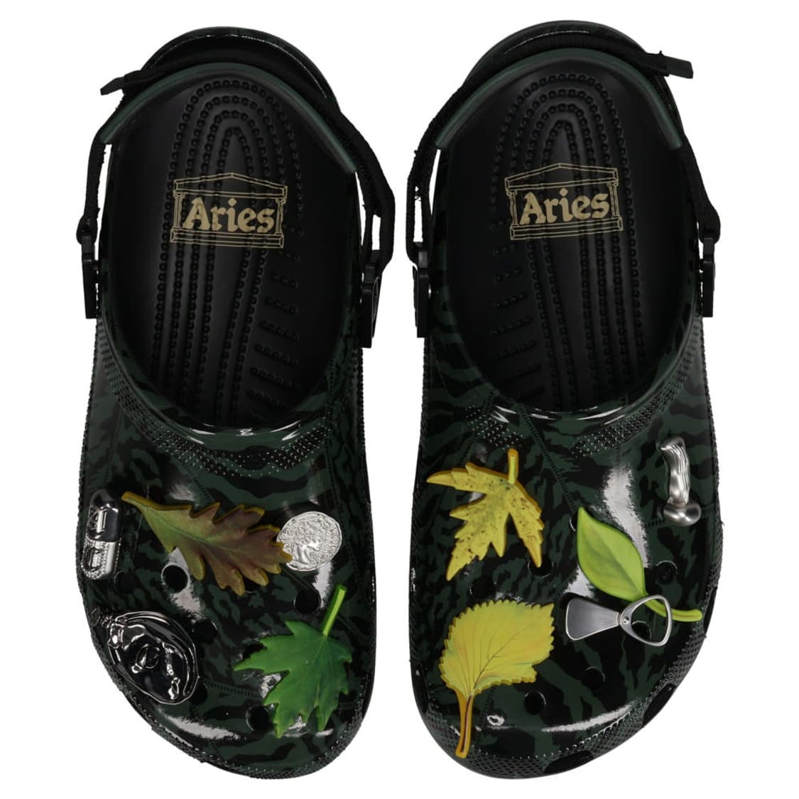 크록스 x 아리즈 콜라보 클로그 지비츠 상품이미지2