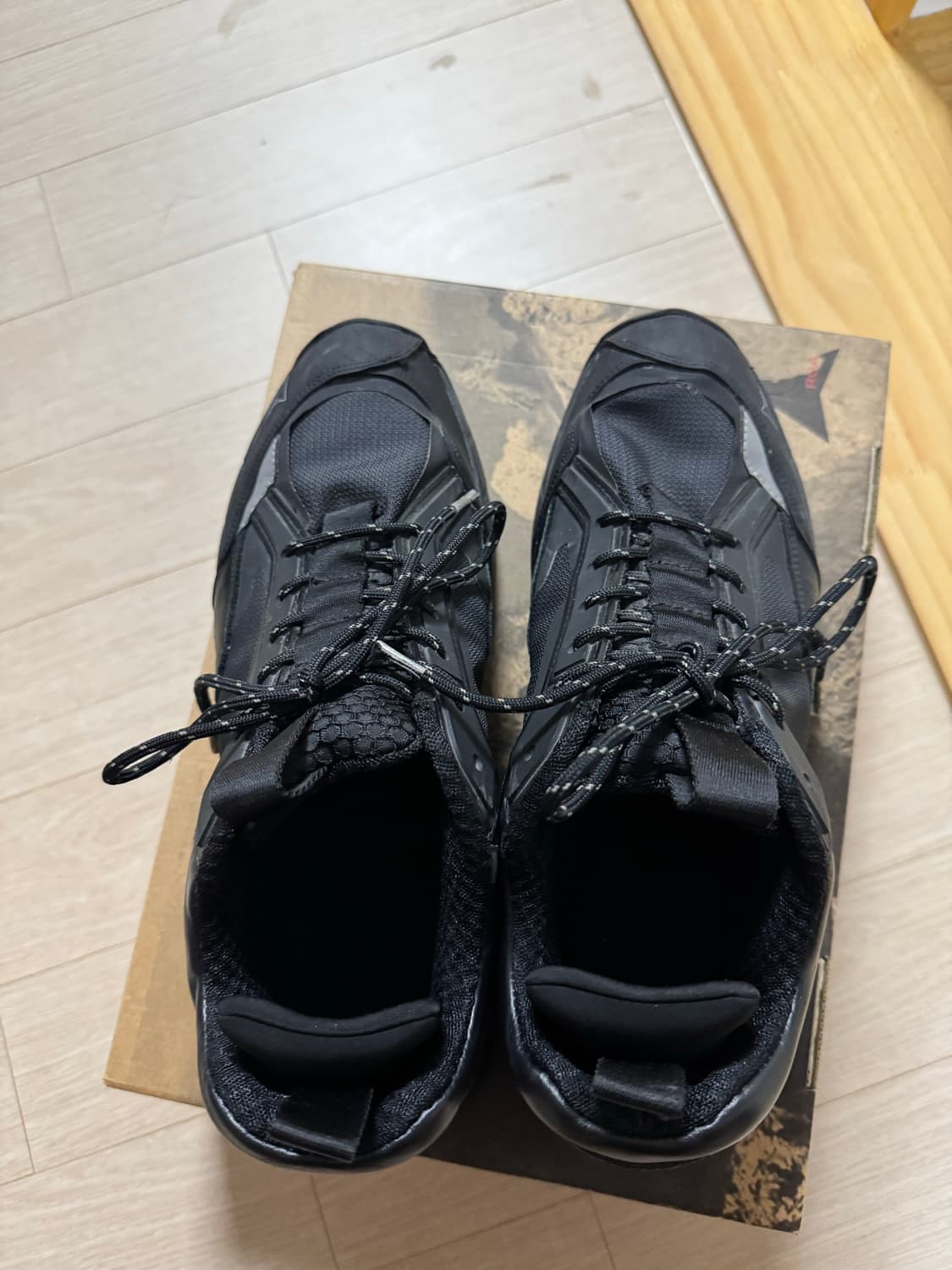 ROA LHAKPAK BLACK 42(로아 락파 42사이즈) 상품이미지2