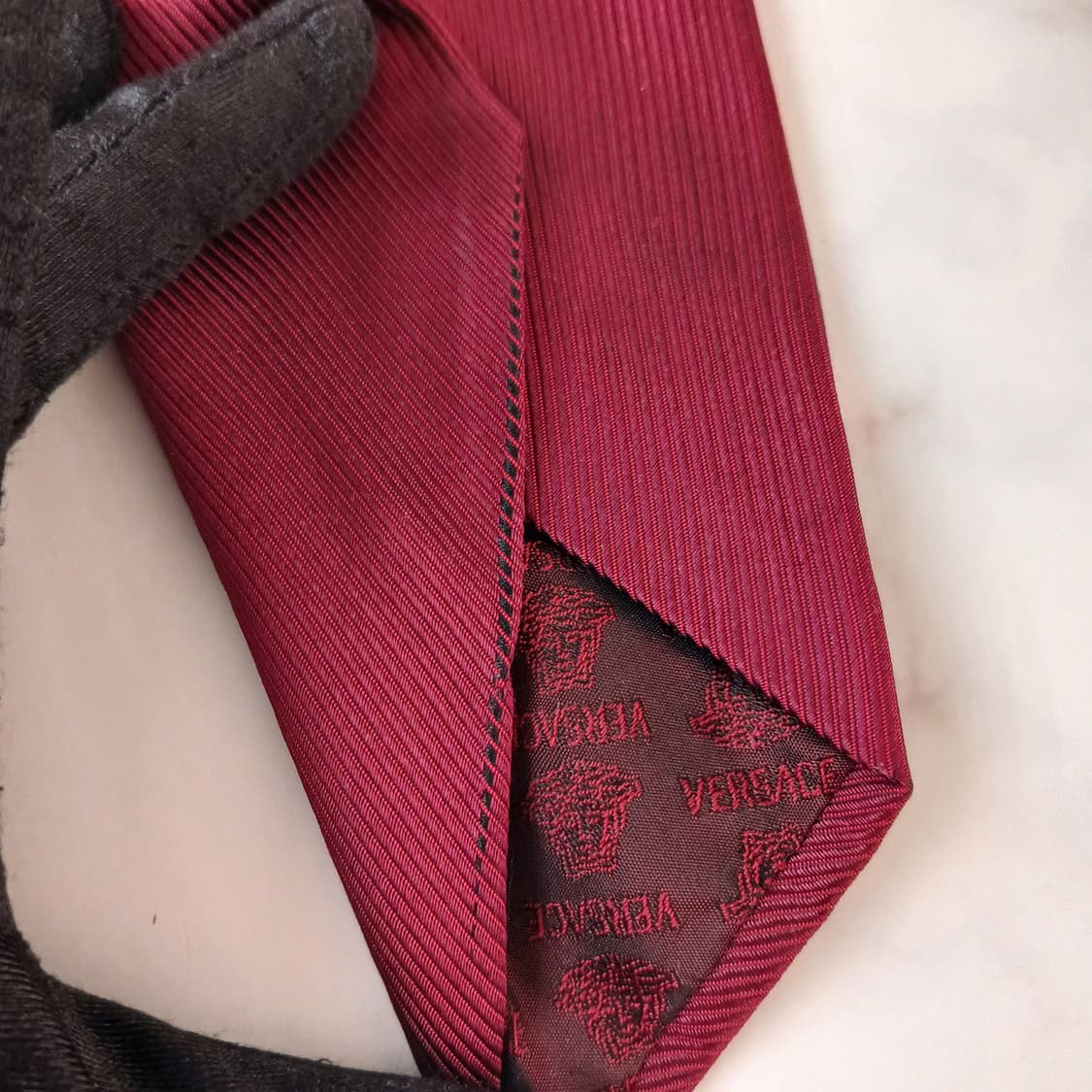 베르사체 실크 메두사 자수 포인트 넥타이 9.1cm A등급 A19035
 상품이미지6