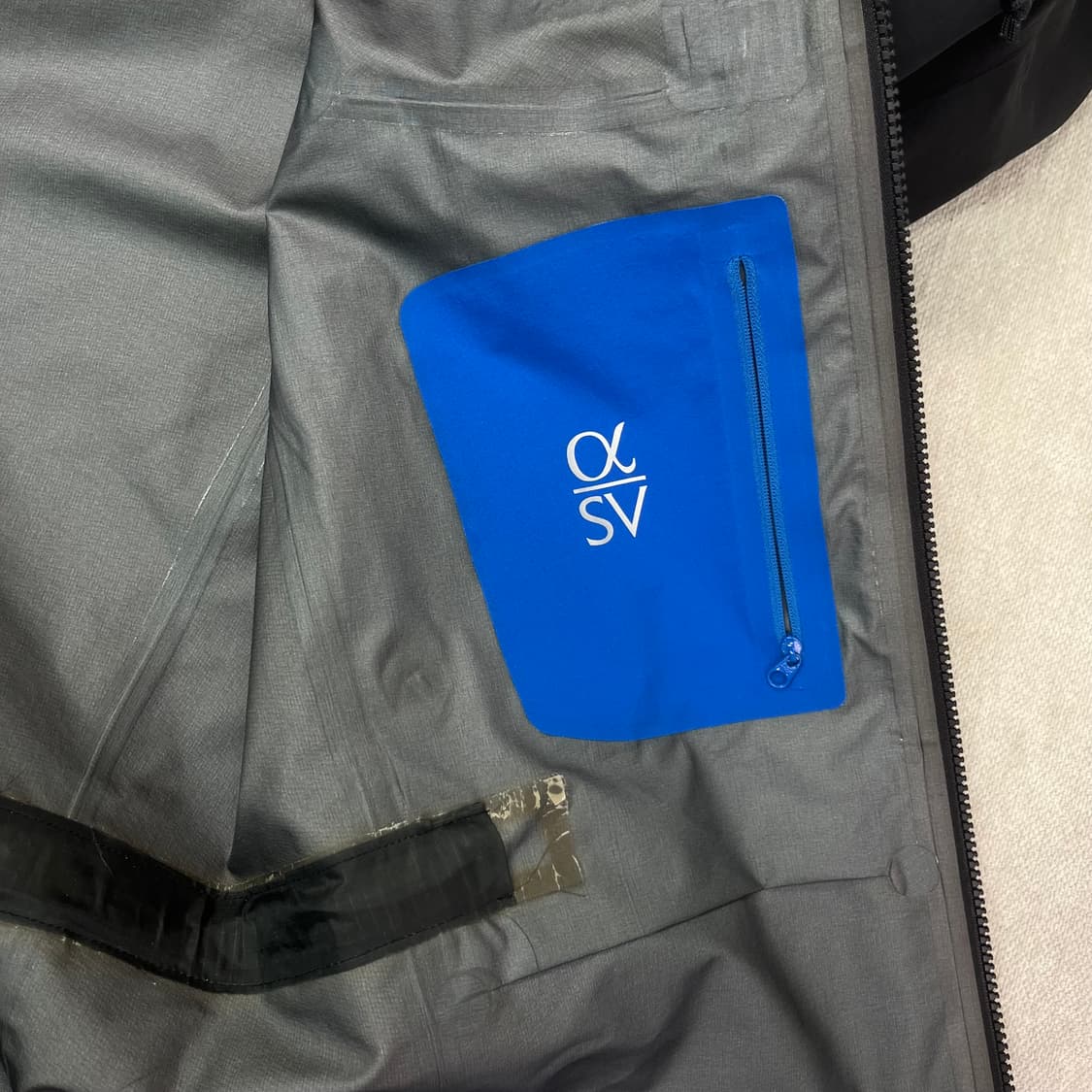 100 아크테릭스 SV알파 고어텍스 바람막이 자켓 상품이미지8