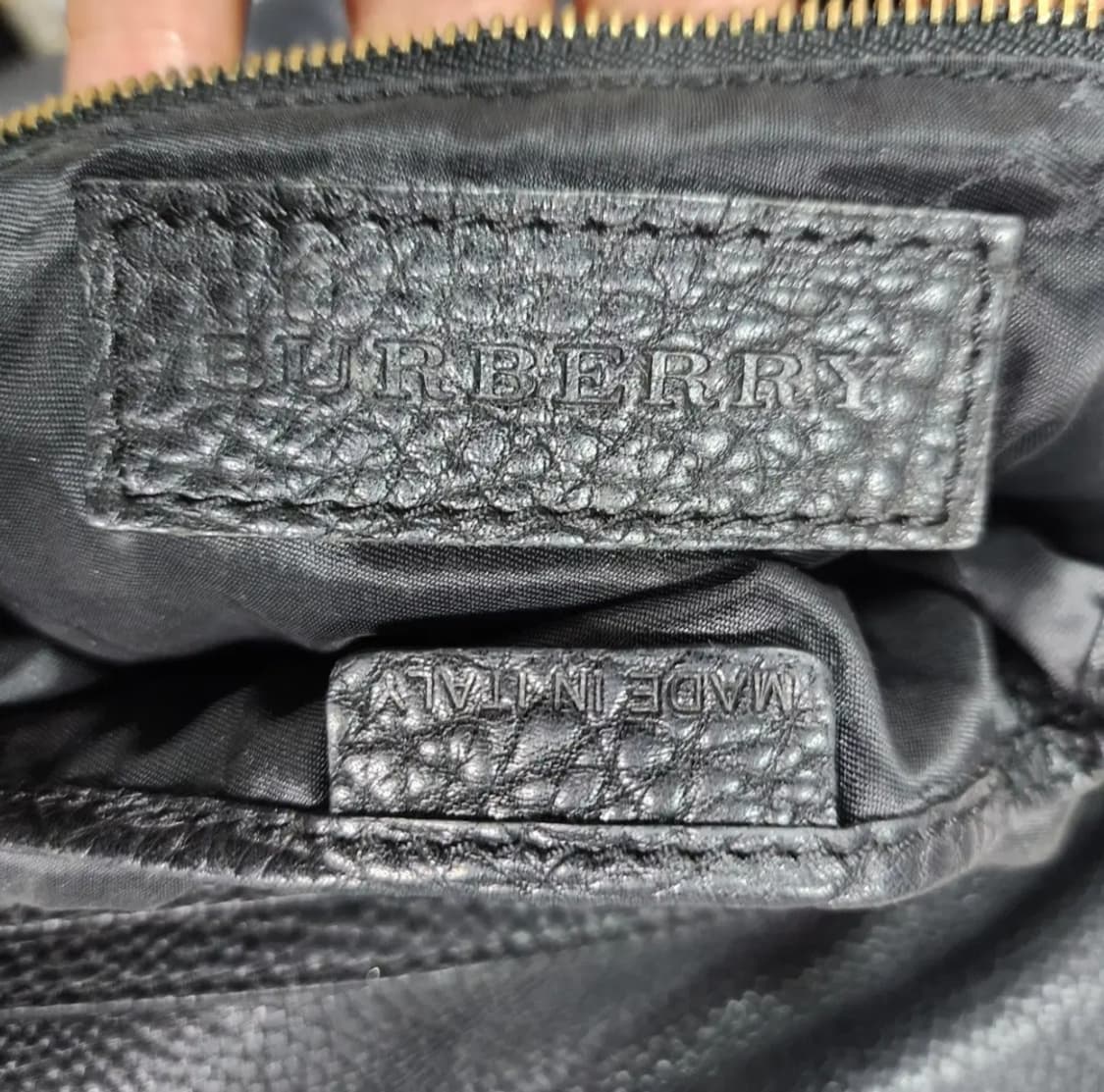 버버리 레더 토트백 숄더백 상품이미지10