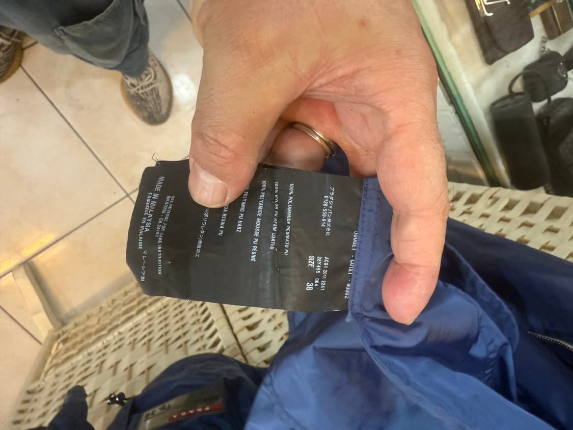 38/44-55 정품 프라다 삼각로고 후드바람막이 팝니다 상품이미지6