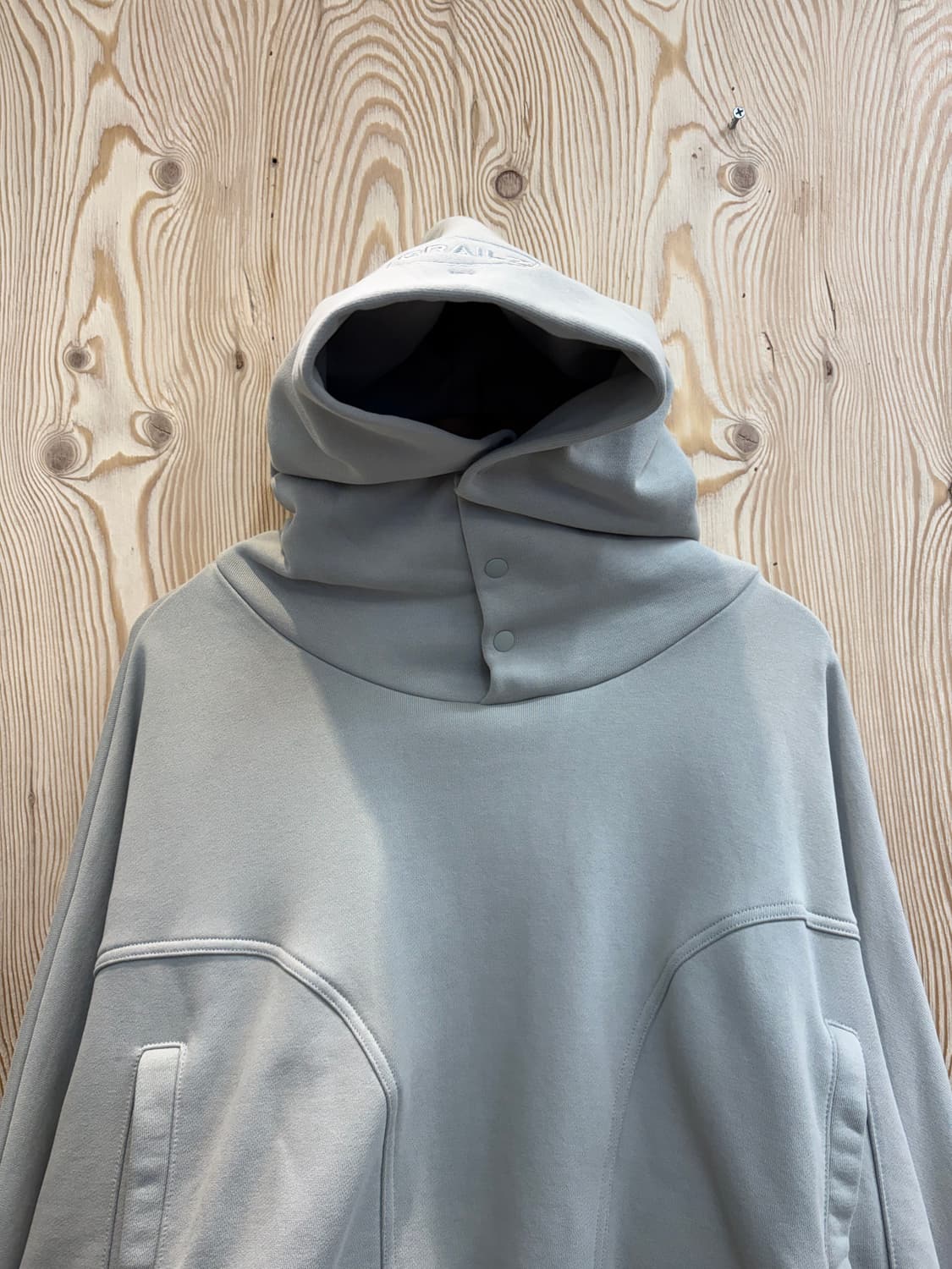 그레일즈 지오메트리 스냅 오버 후드티 상품이미지2