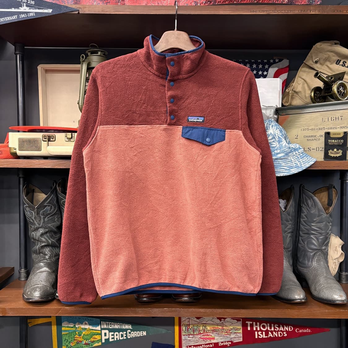 파타고니아 라이트웨이트 신칠라 스냅-T 플리스 풀오버 살몬&로즈 N667 상품이미지1