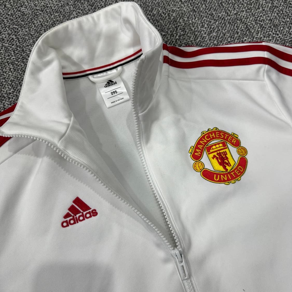아디다스 맨체스터 유나이티드 트랙탑 져지 상품이미지4