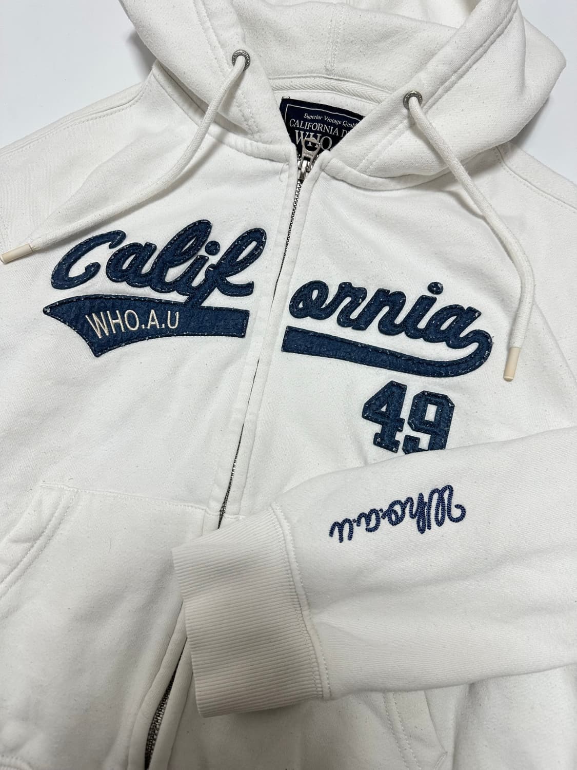 후아유 흰색 후드집업 상품이미지3