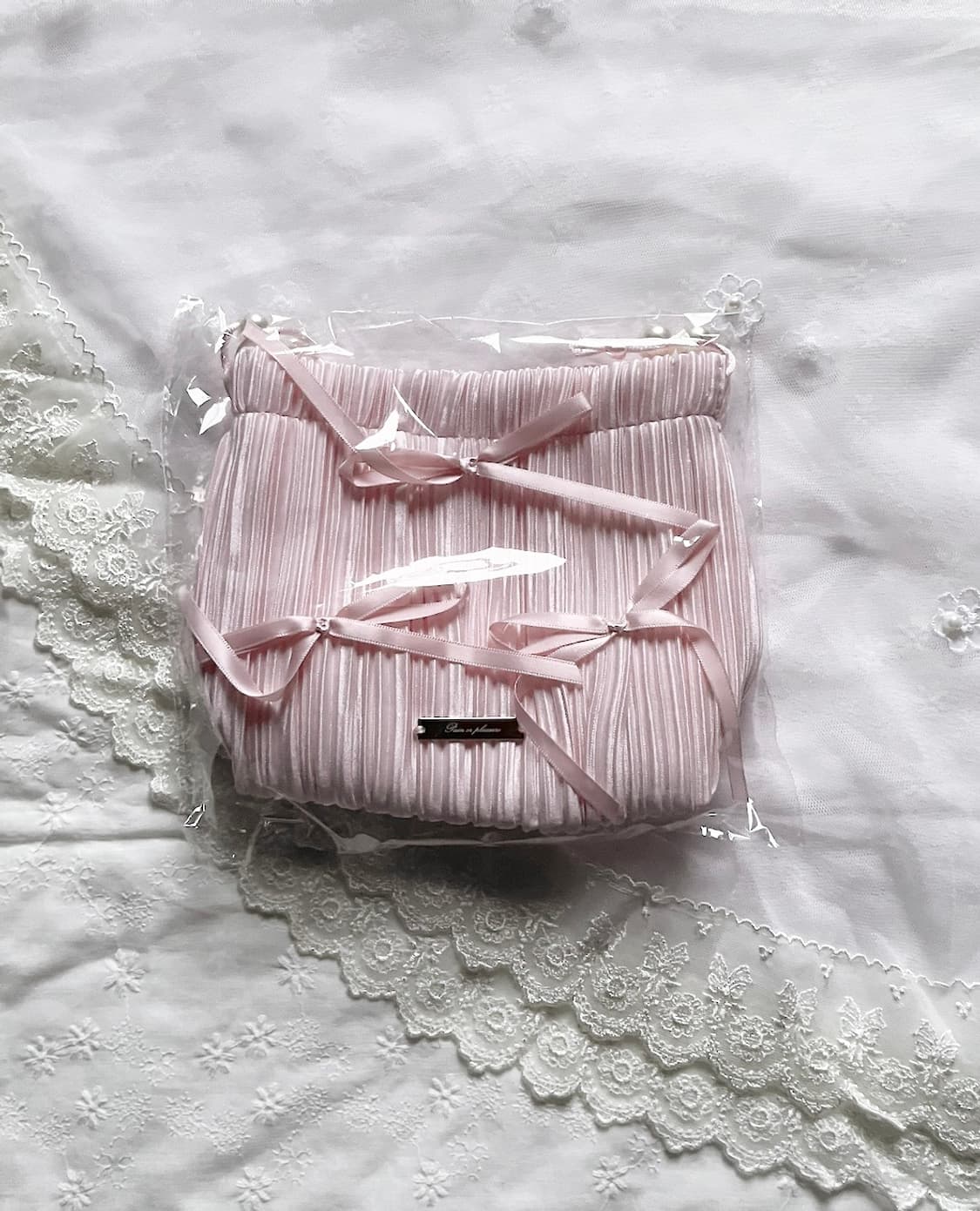 [미개봉] 페인오어플레져 플리츠 리본 파우치 상품이미지2