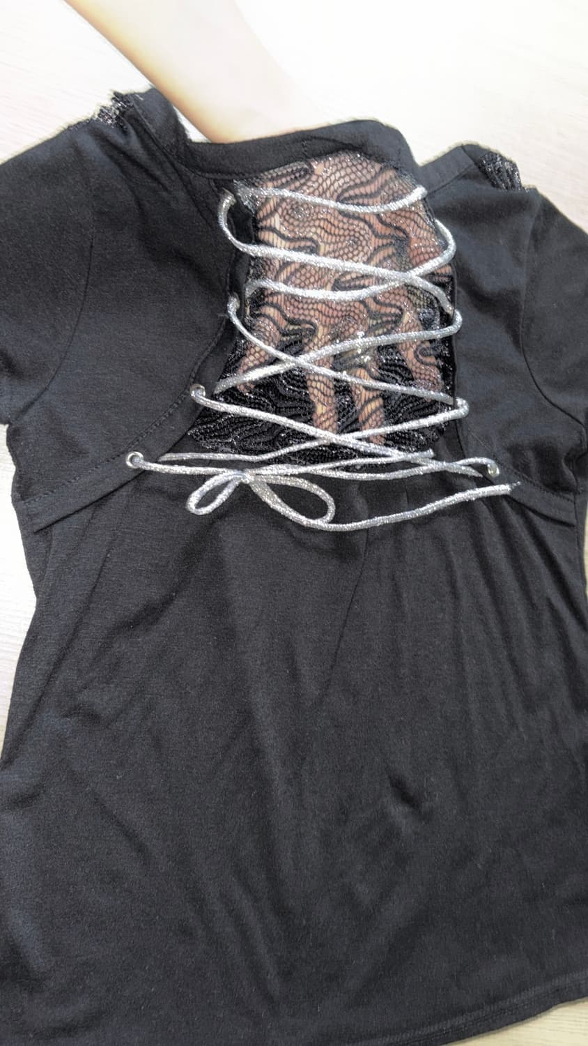 back detail ribbon T shirt 상품이미지1