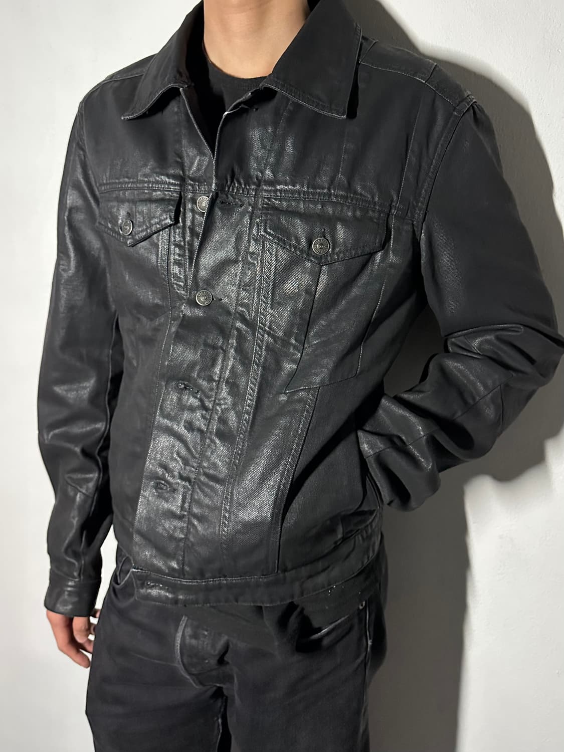 DIESEL 디젤 블랙 코팅 데님 자켓 상품이미지2