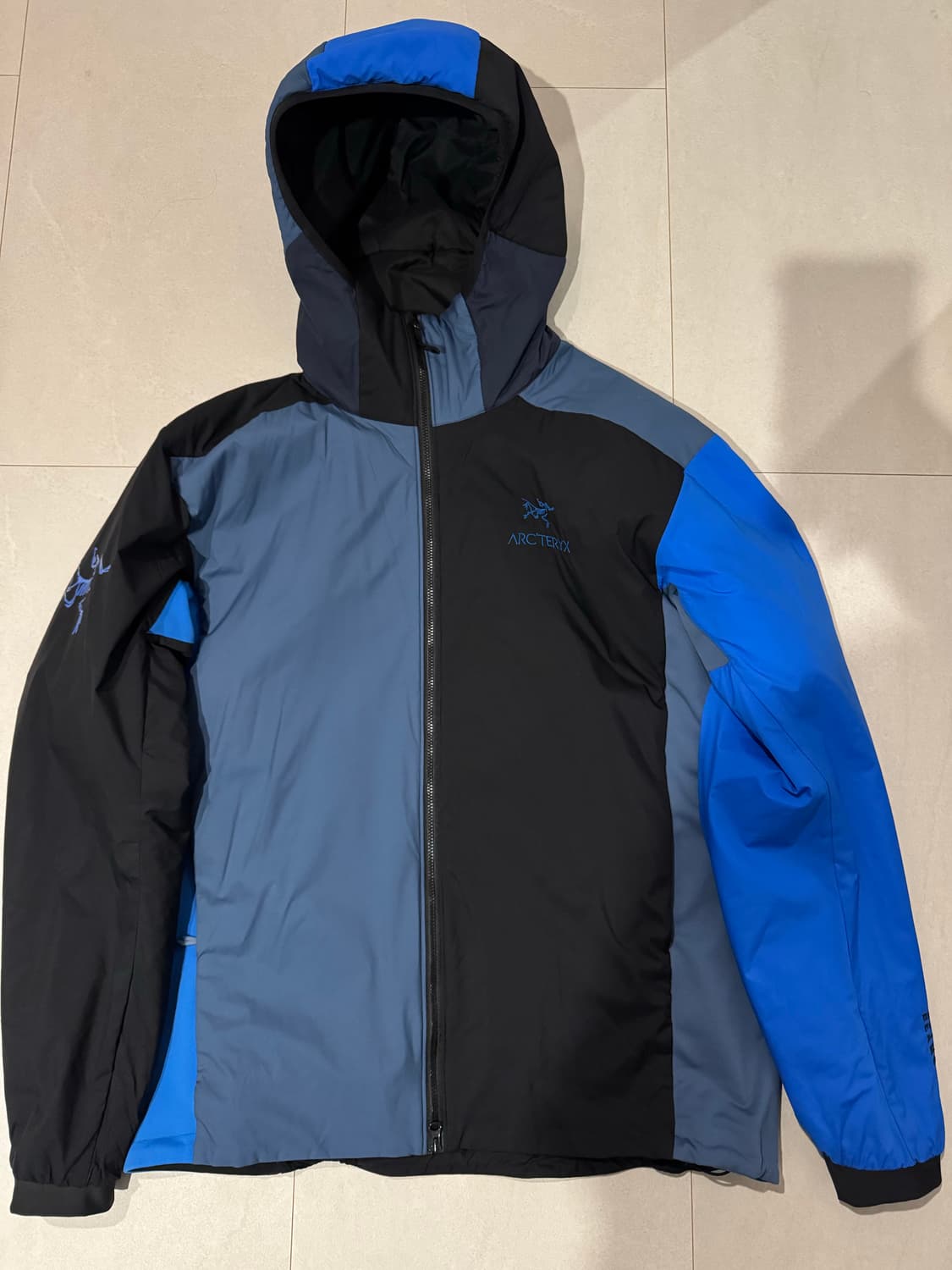 아크테릭스 x 빔즈 아톰 자켓 상품이미지1