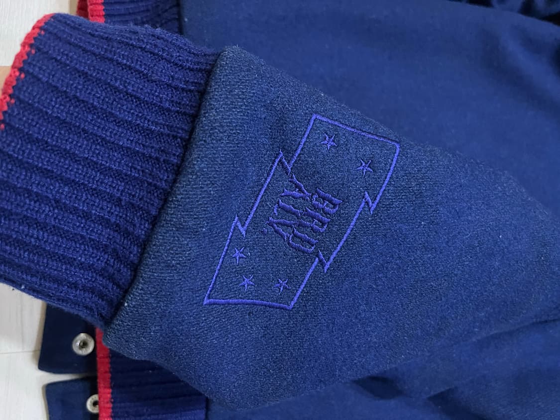 베리드얼라이브 바시티자켓 M 상품이미지5