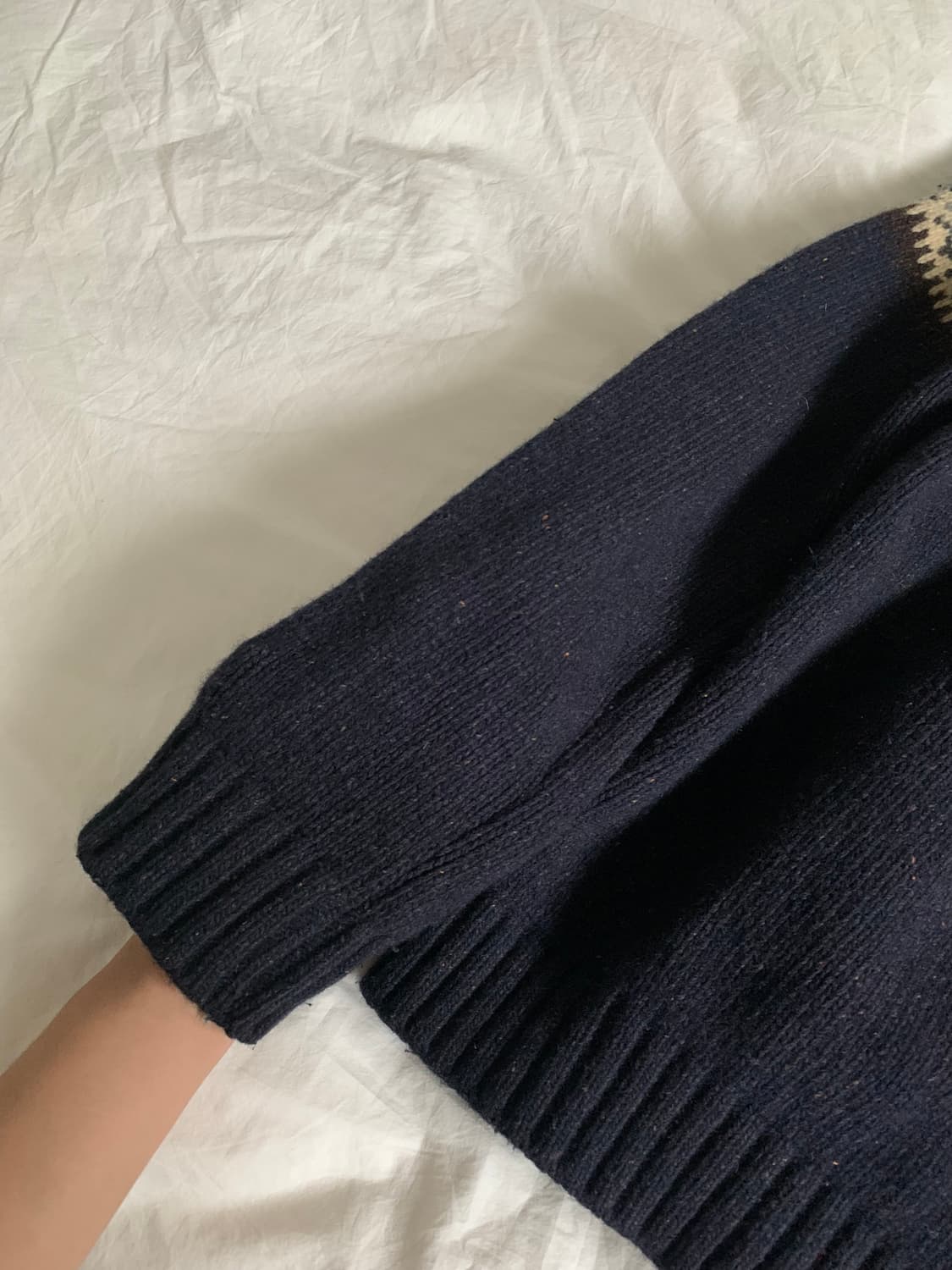 네이비 배색 울 니트 상품이미지4