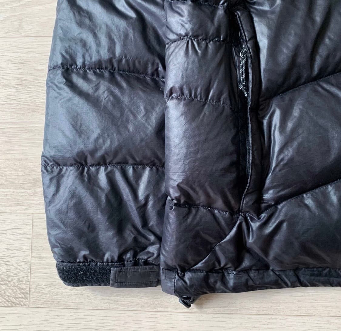 노스페이스 써밋 다운 패딩 블랙 상품이미지6