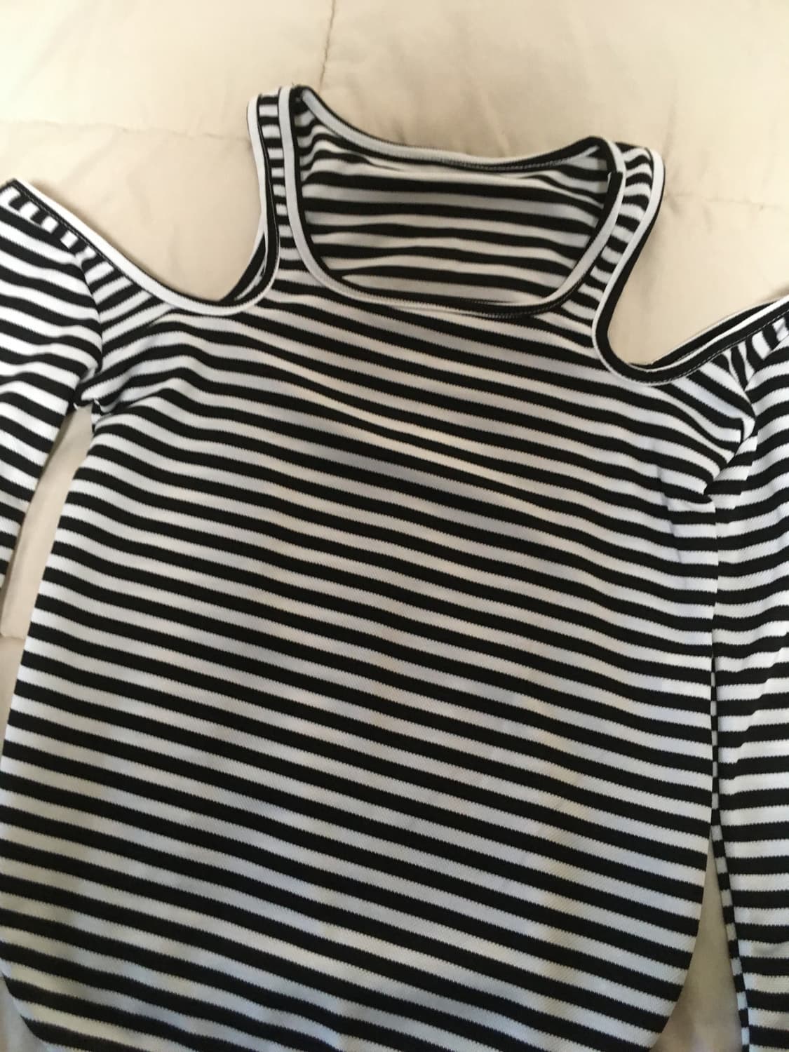 striped shirt open shoulders 상품이미지2