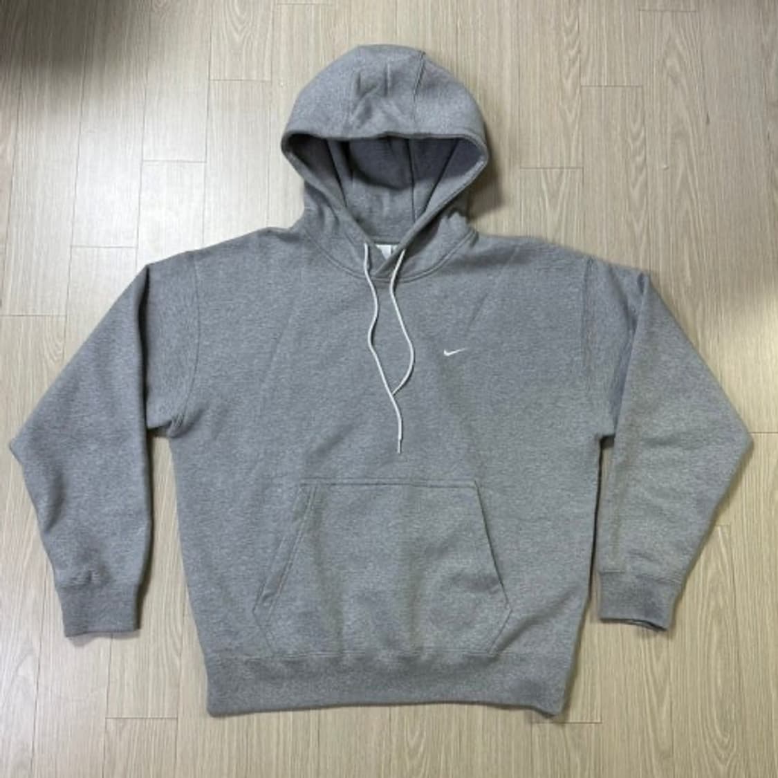 나이키 솔루 스우시후드 그레이m 상품이미지1
