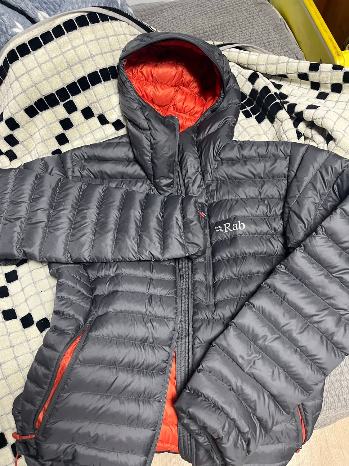 랩 마이크로라이트 알파인 경량패딩  상품이미지1