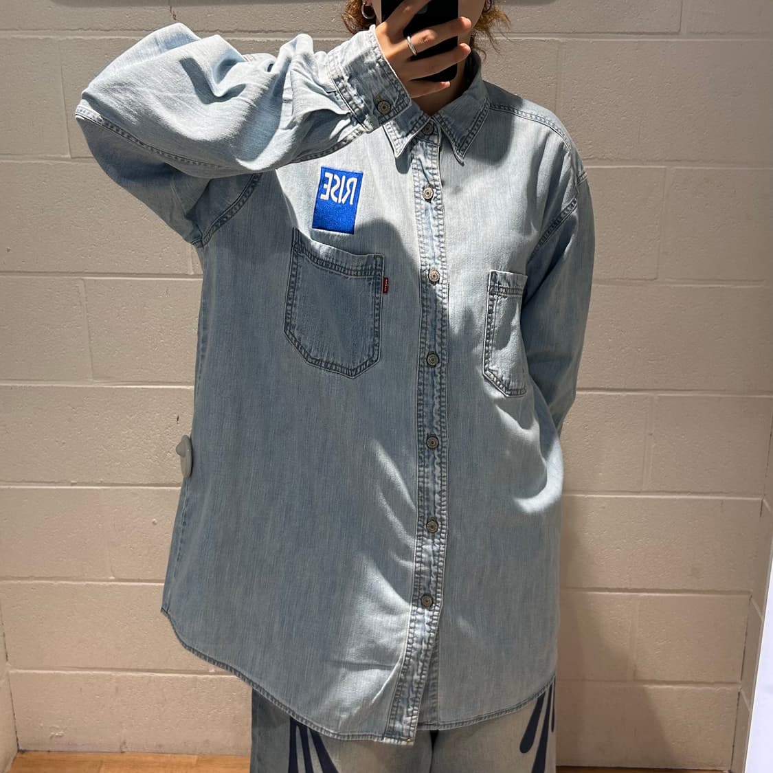 Levis Embroidered Denim Shirts 상품이미지2