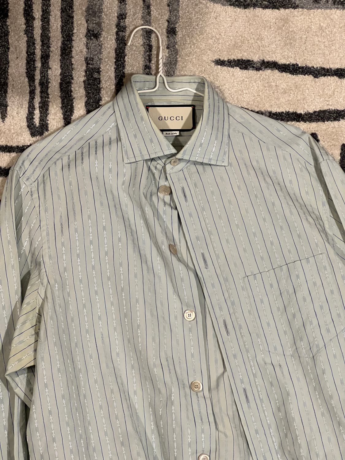 [46/100] 구찌 로고 자수 스트라이프 셔츠 스카이블루 상품이미지1