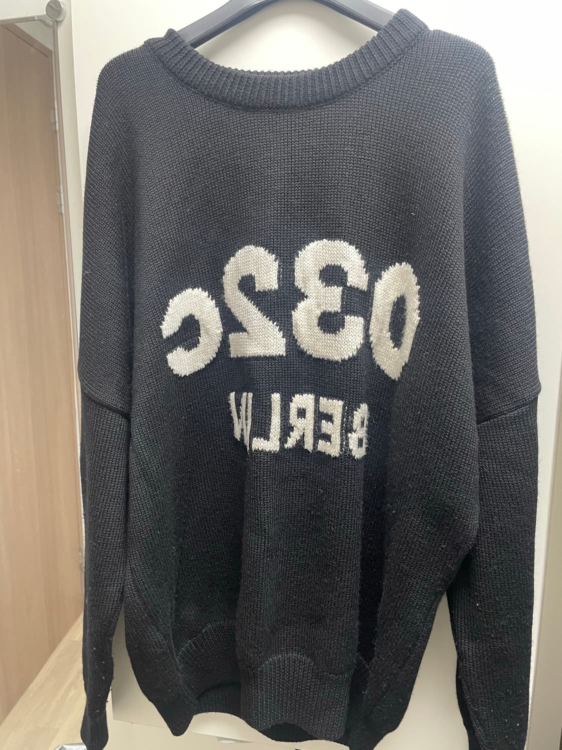 032c 셀피 니트 L 상품이미지1