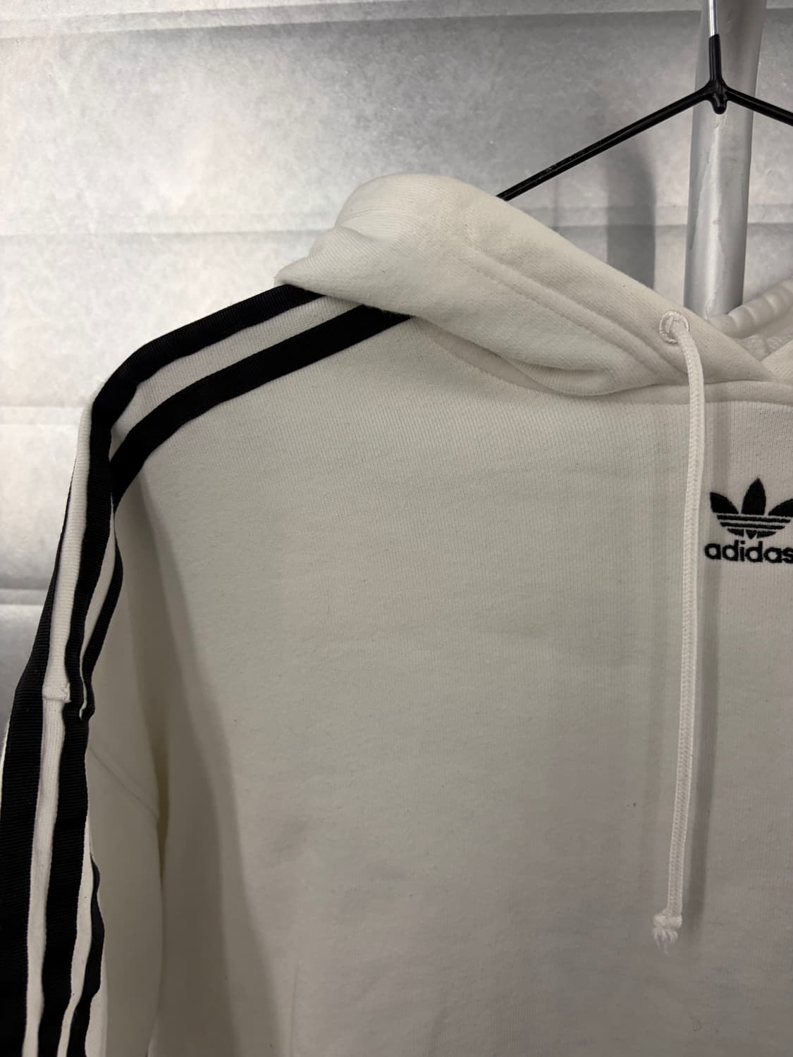Adidas logo crop hood white M 상품이미지3