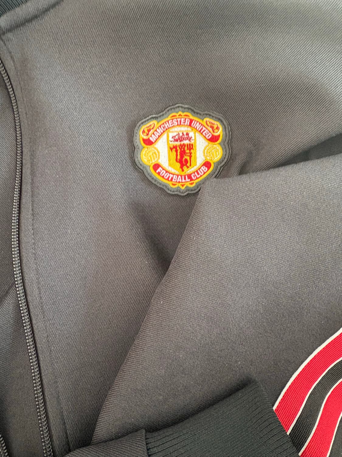 아이다스 맨유 트랙탑 (XL, 크림구매) 상품이미지4